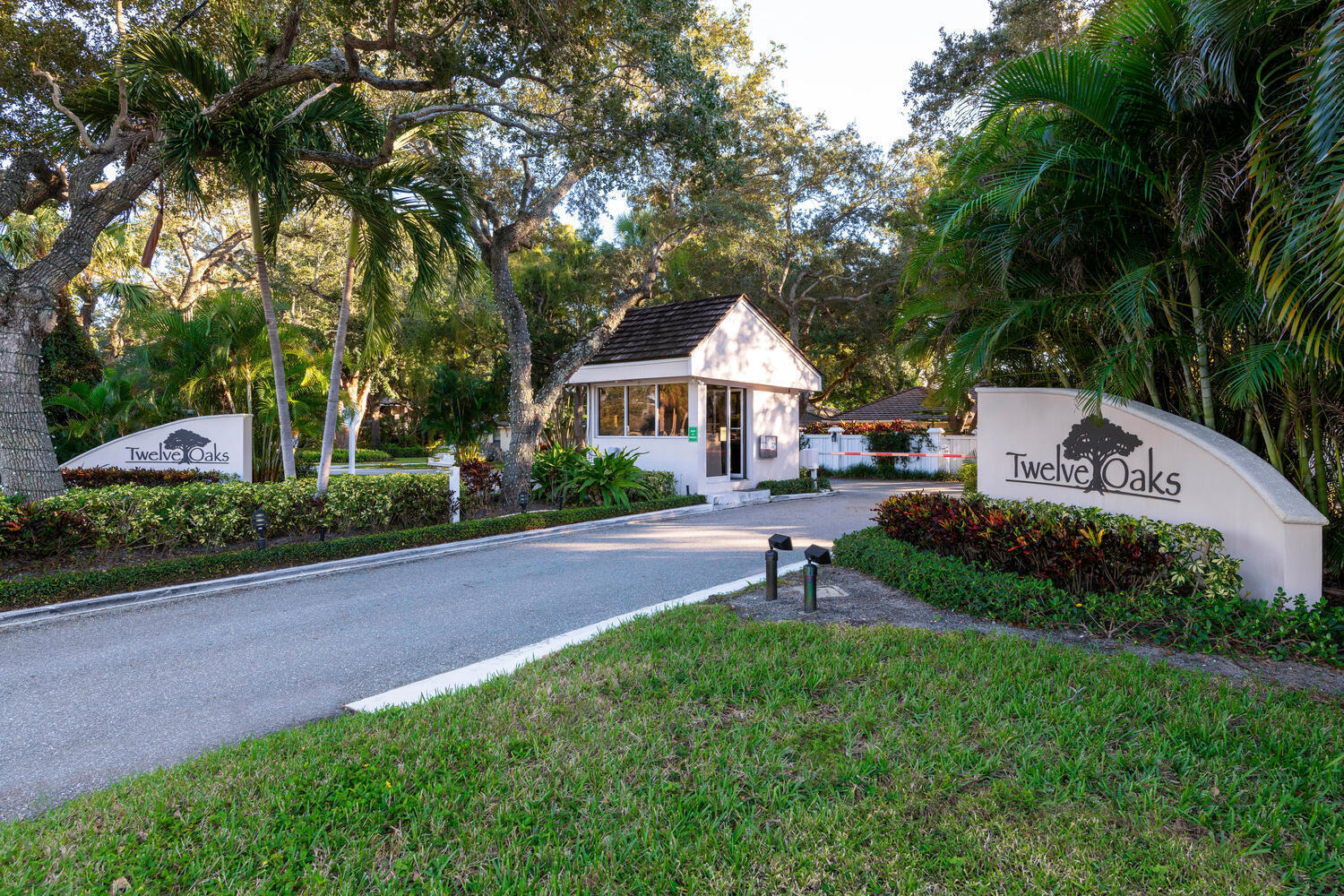 TWELVE OAKS CONDO - Residential Lease