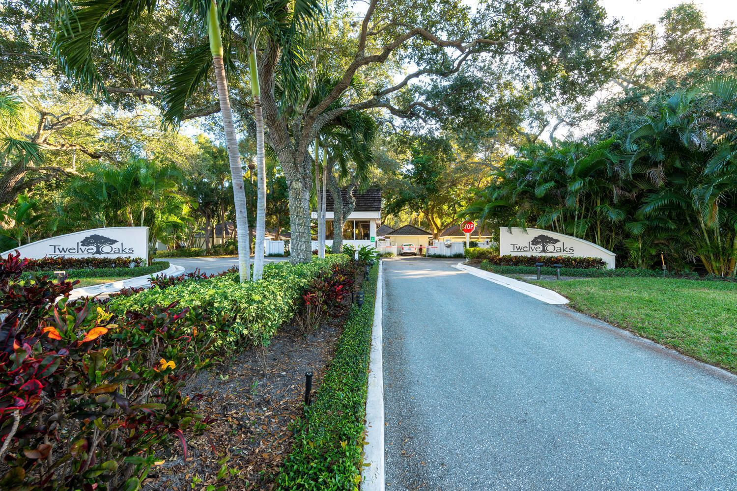 TWELVE OAKS CONDO - Residential Lease