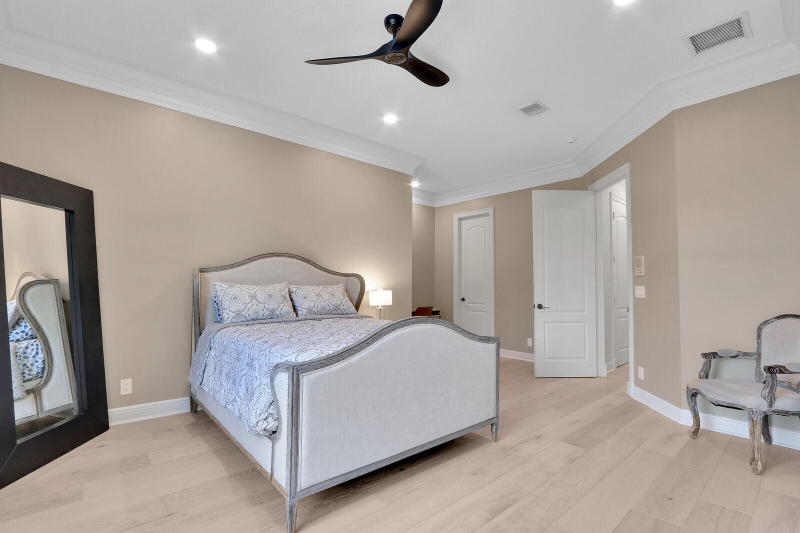 BALLENISLES POD 16A - Residential