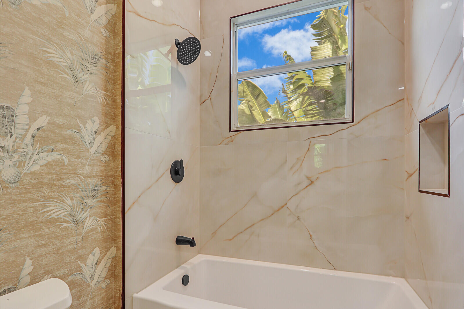 BALLENISLES POD 16A - Residential