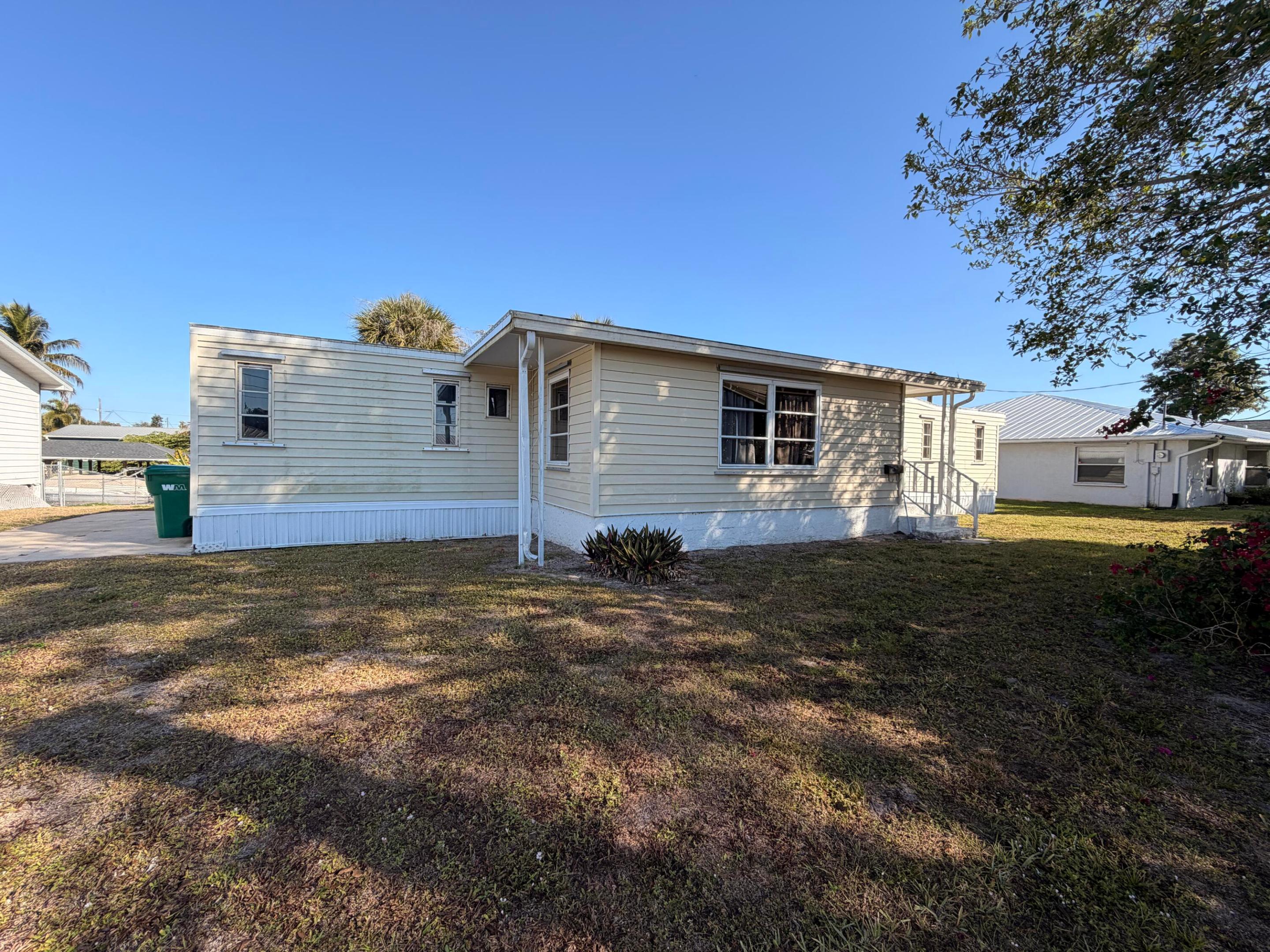 This canal-front property offers lake access, peaceful water views, and so much potential!  New Metal Roof & New A/C Featuring 2 bedrooms, 1.5 bathrooms, plus 2 extra rooms that could be used as an office, guest room, hobby space, and more. Bring all offers and come see the possibilities this waterfront property has to offer! CASH ONLY