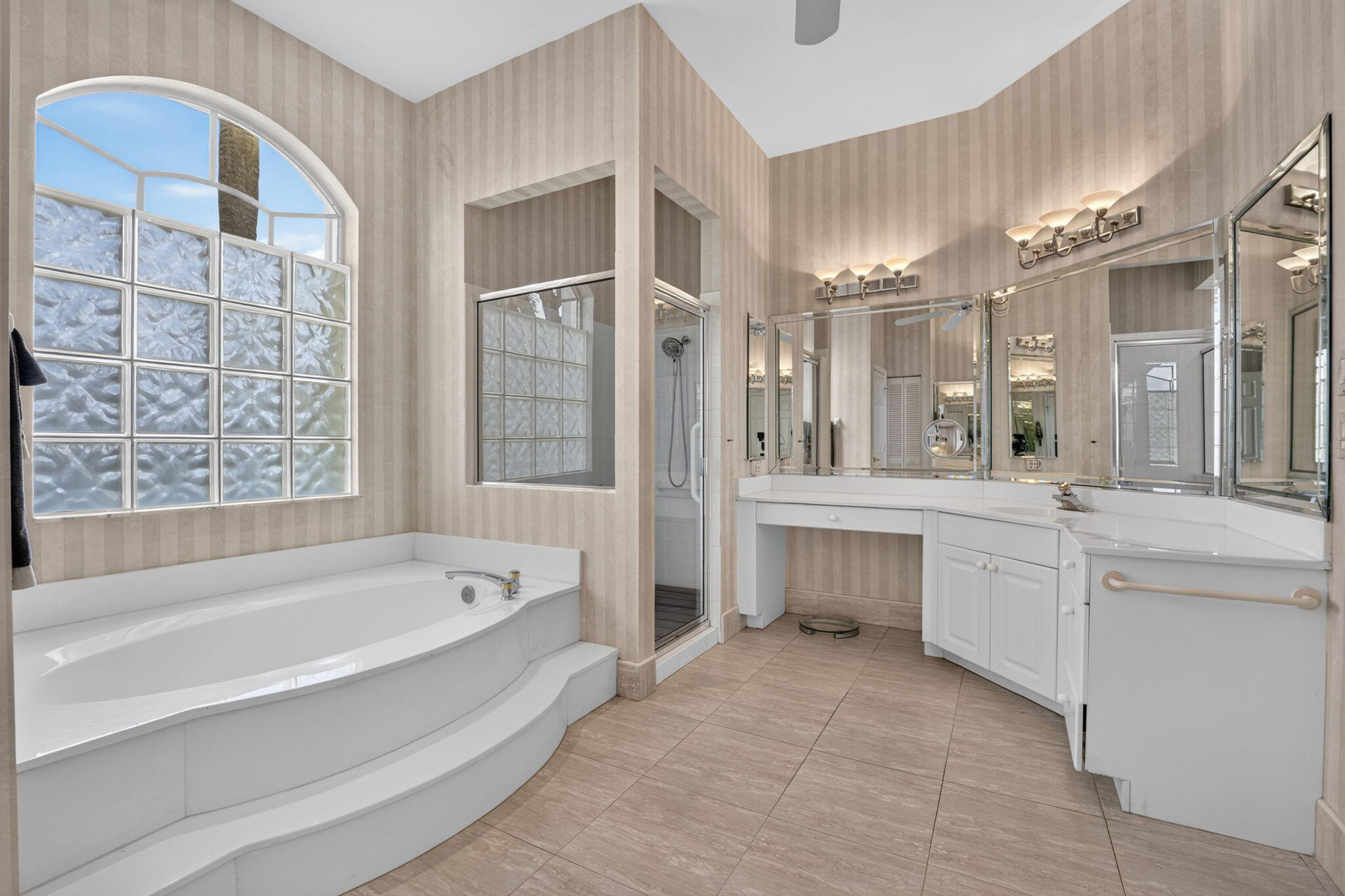 ABERDEEN /STERLING LAKES - Residential