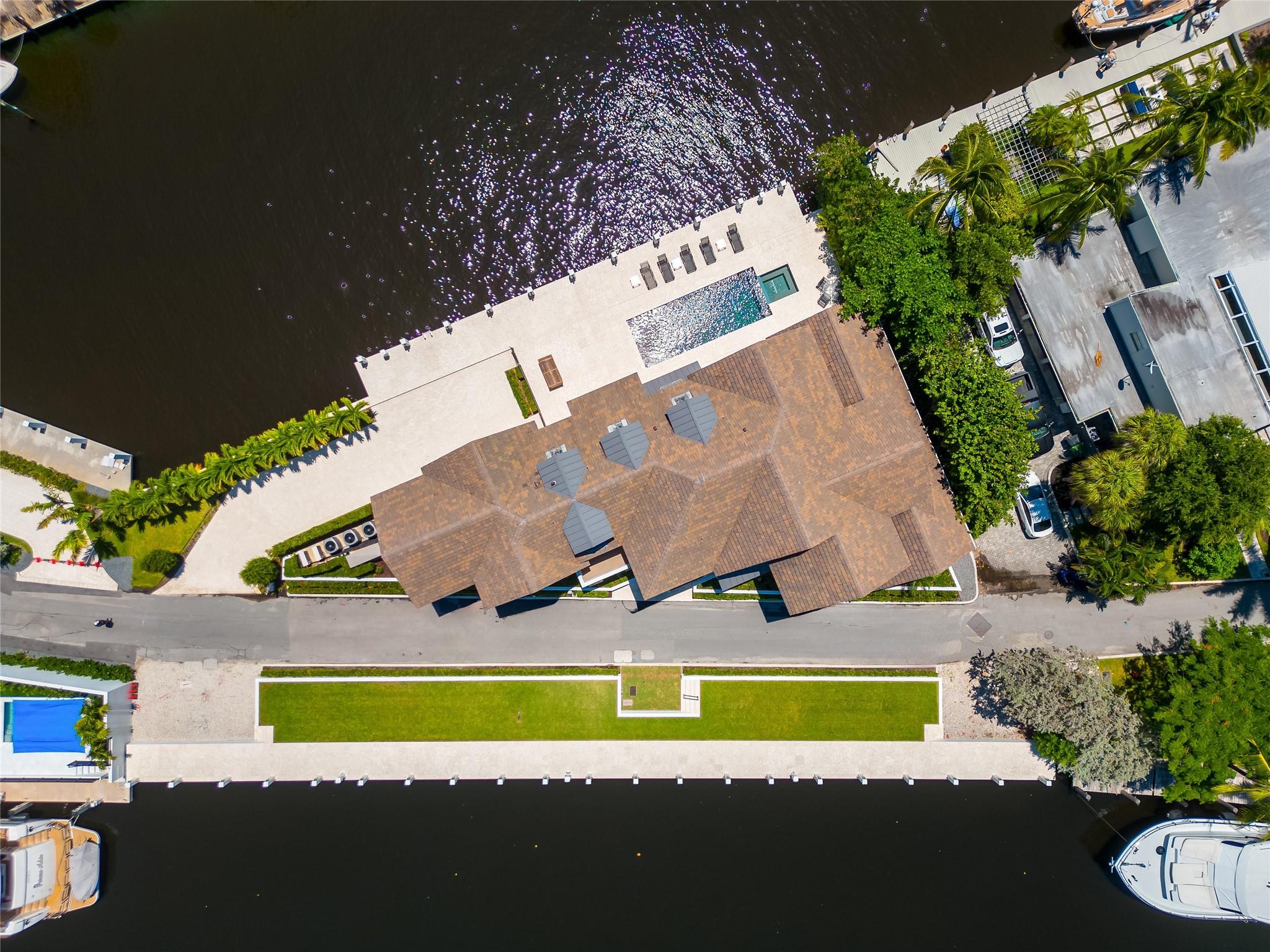Venice 6-4 B - Residential