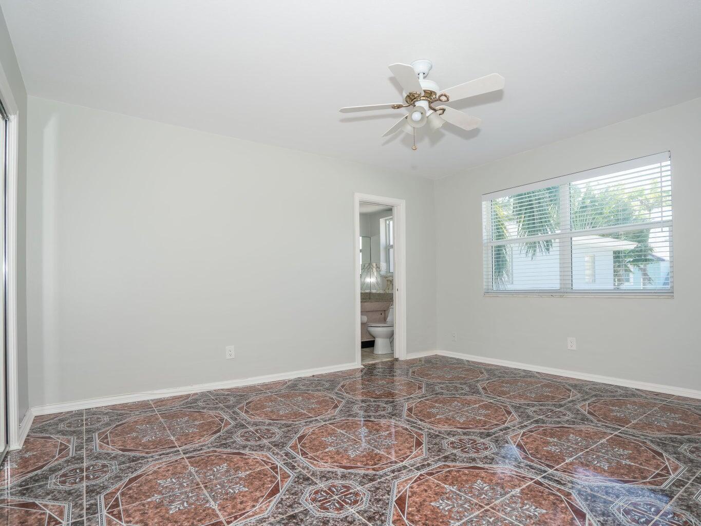 LAKE WORTH GOLFVIEW CONDO - Residential
