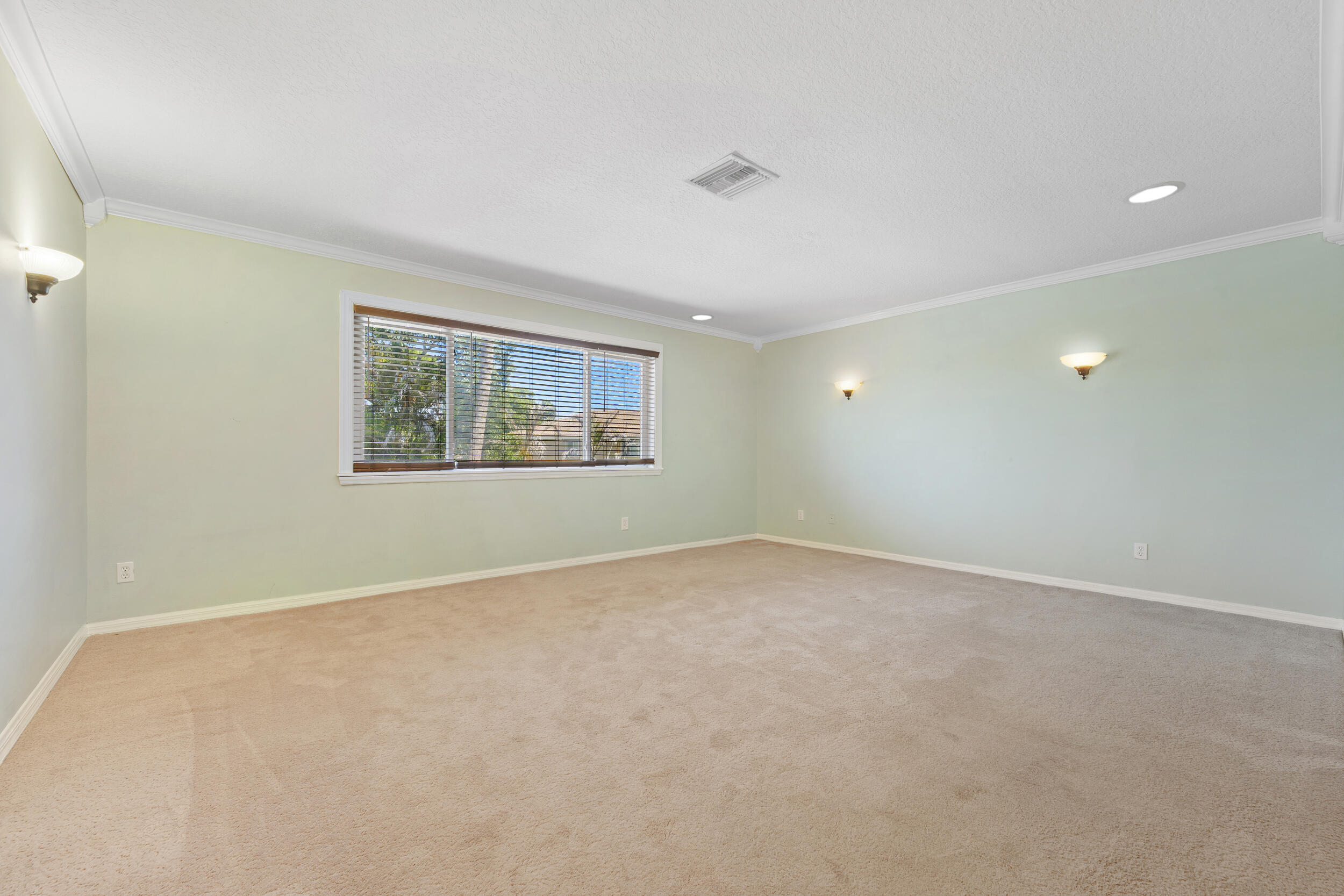 ISLESWORTH - Residential