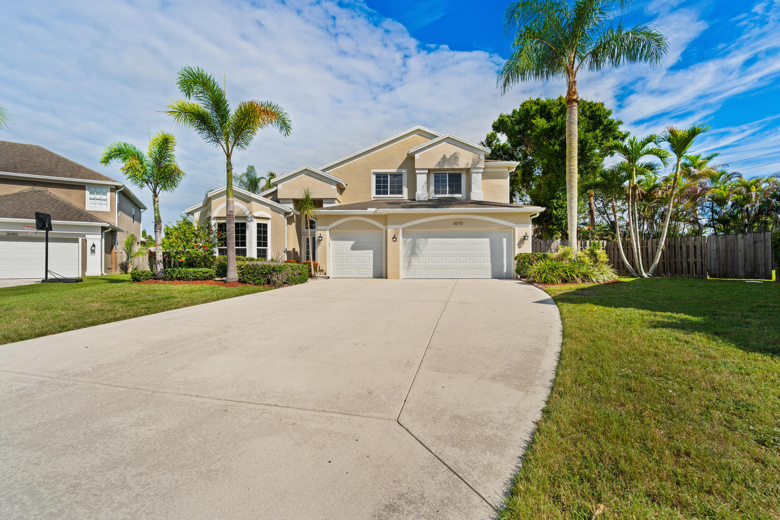 ISLESWORTH - Residential