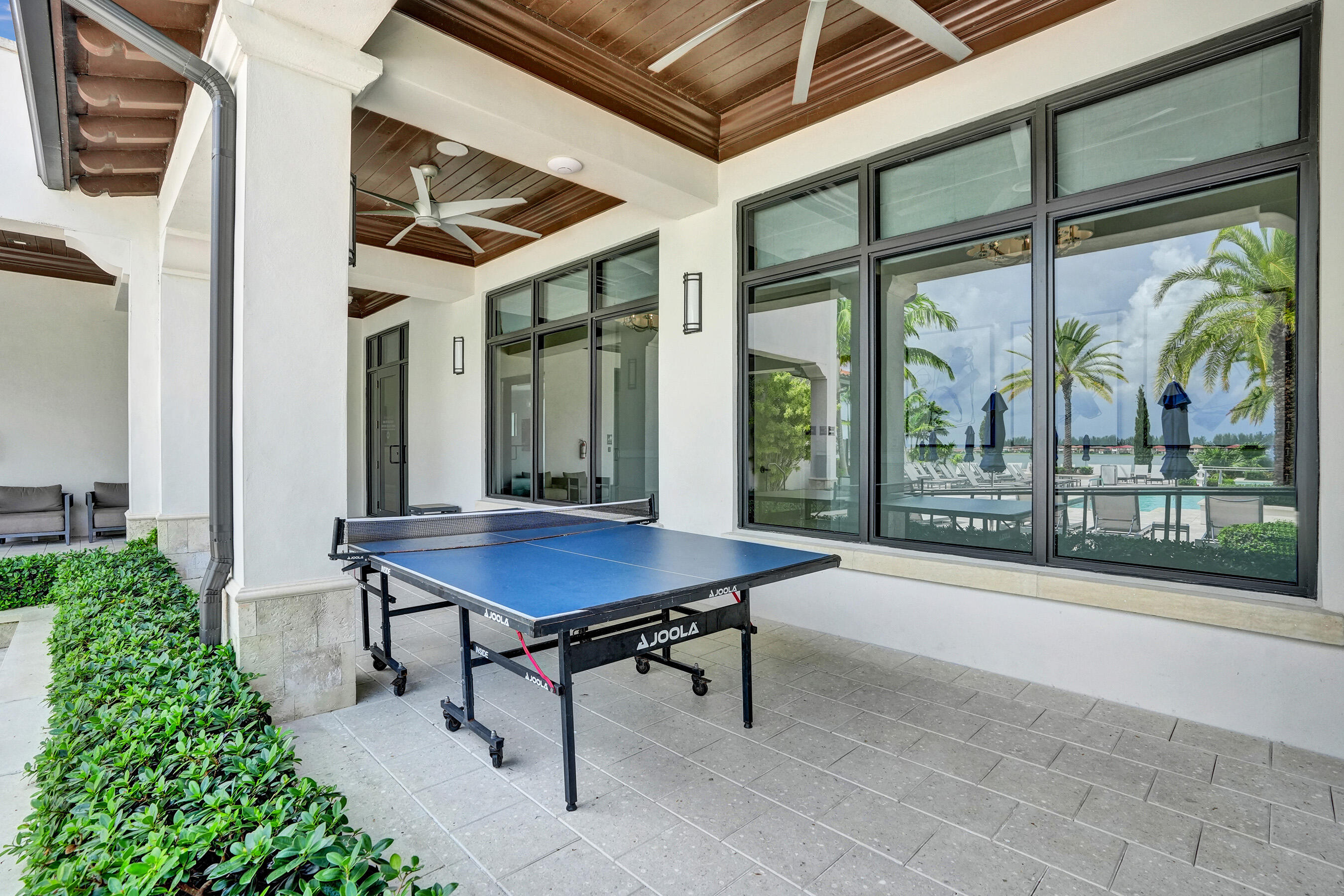 PARKLAND BAY - Residential