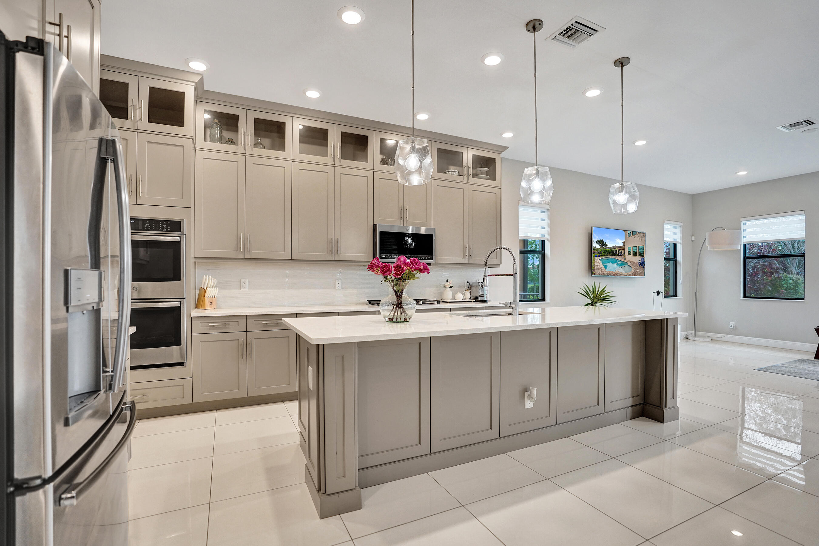 PARKLAND BAY - Residential