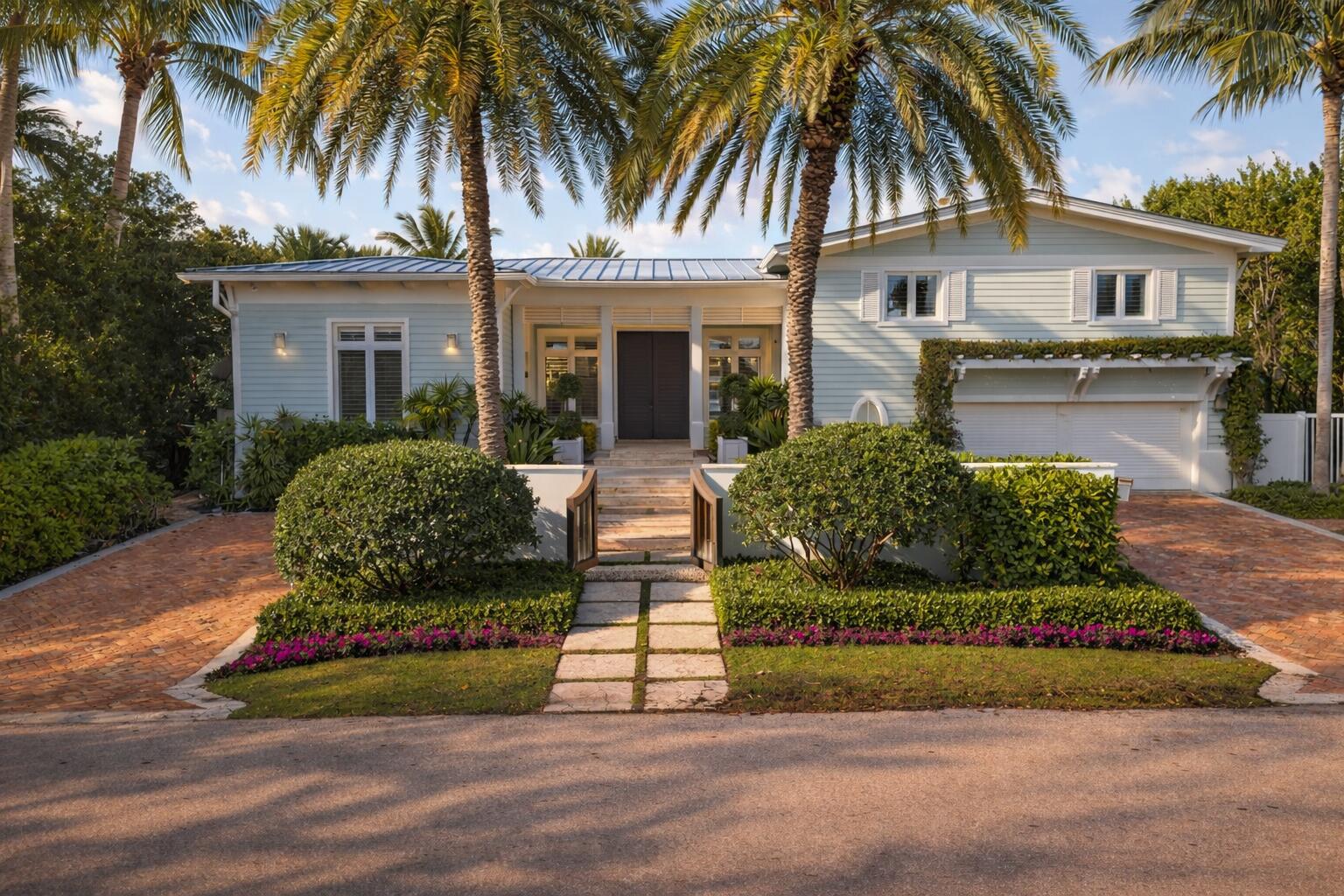 RIO VISTA ISLES - Residential