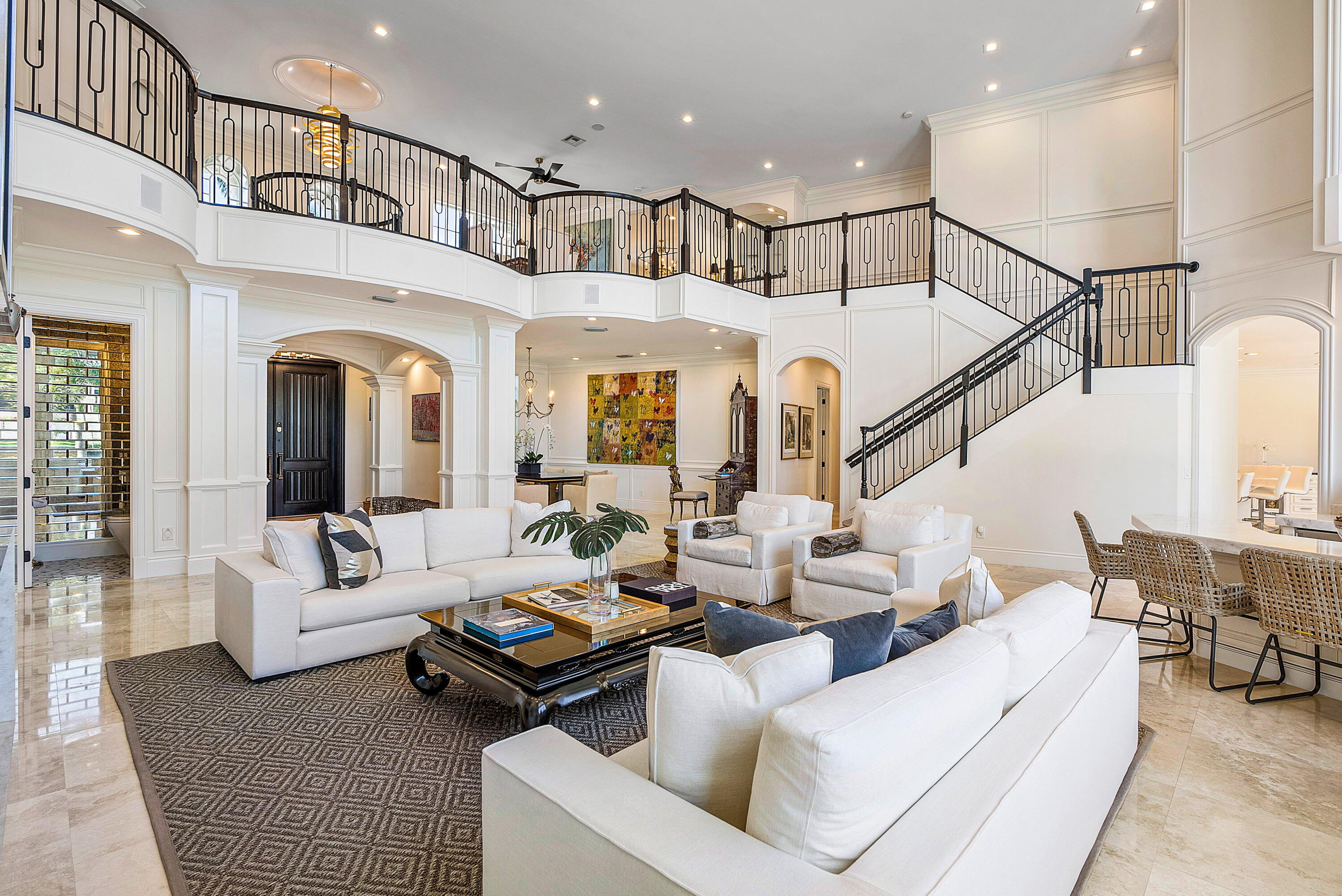 HARBOUR EAST - Residential