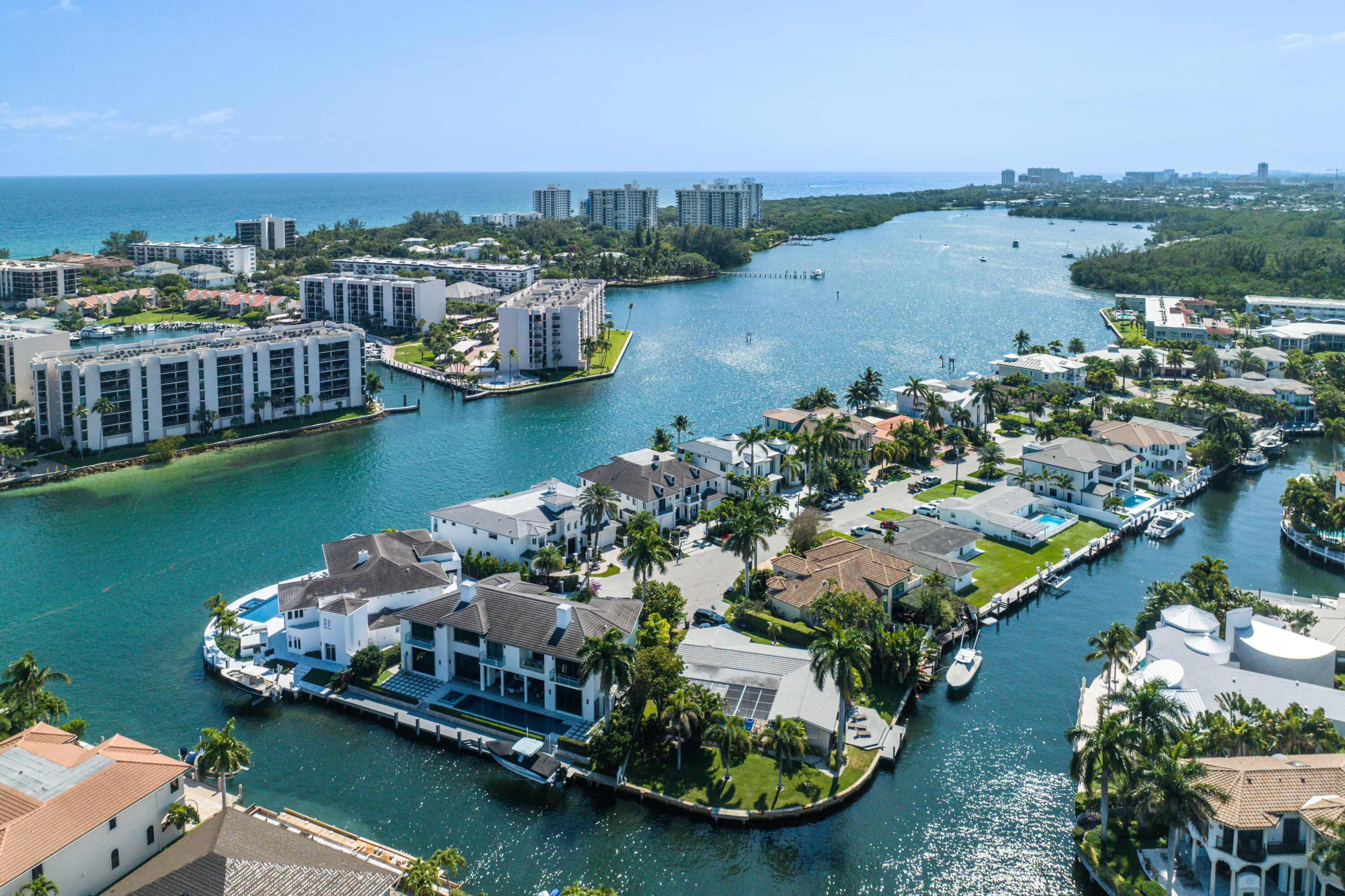 HARBOUR EAST - Residential