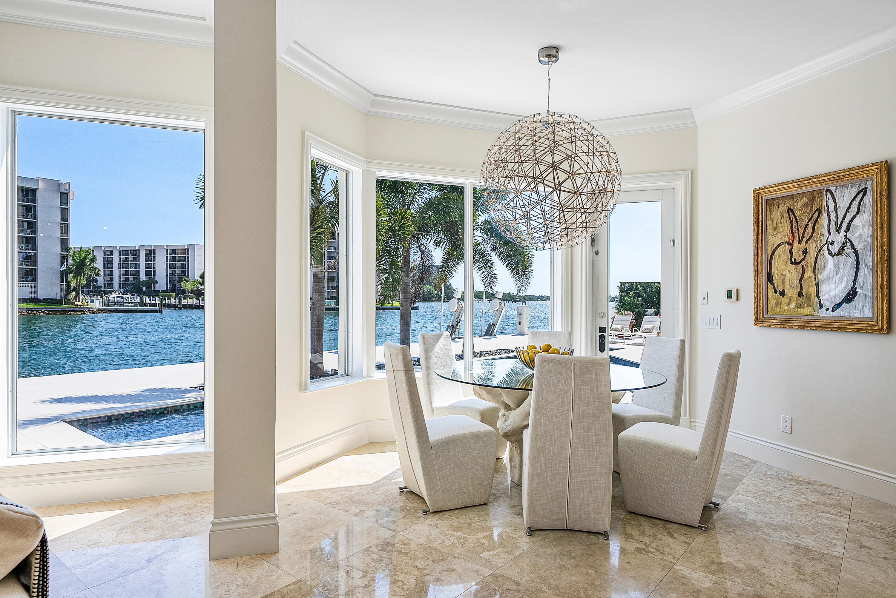 HARBOUR EAST - Residential