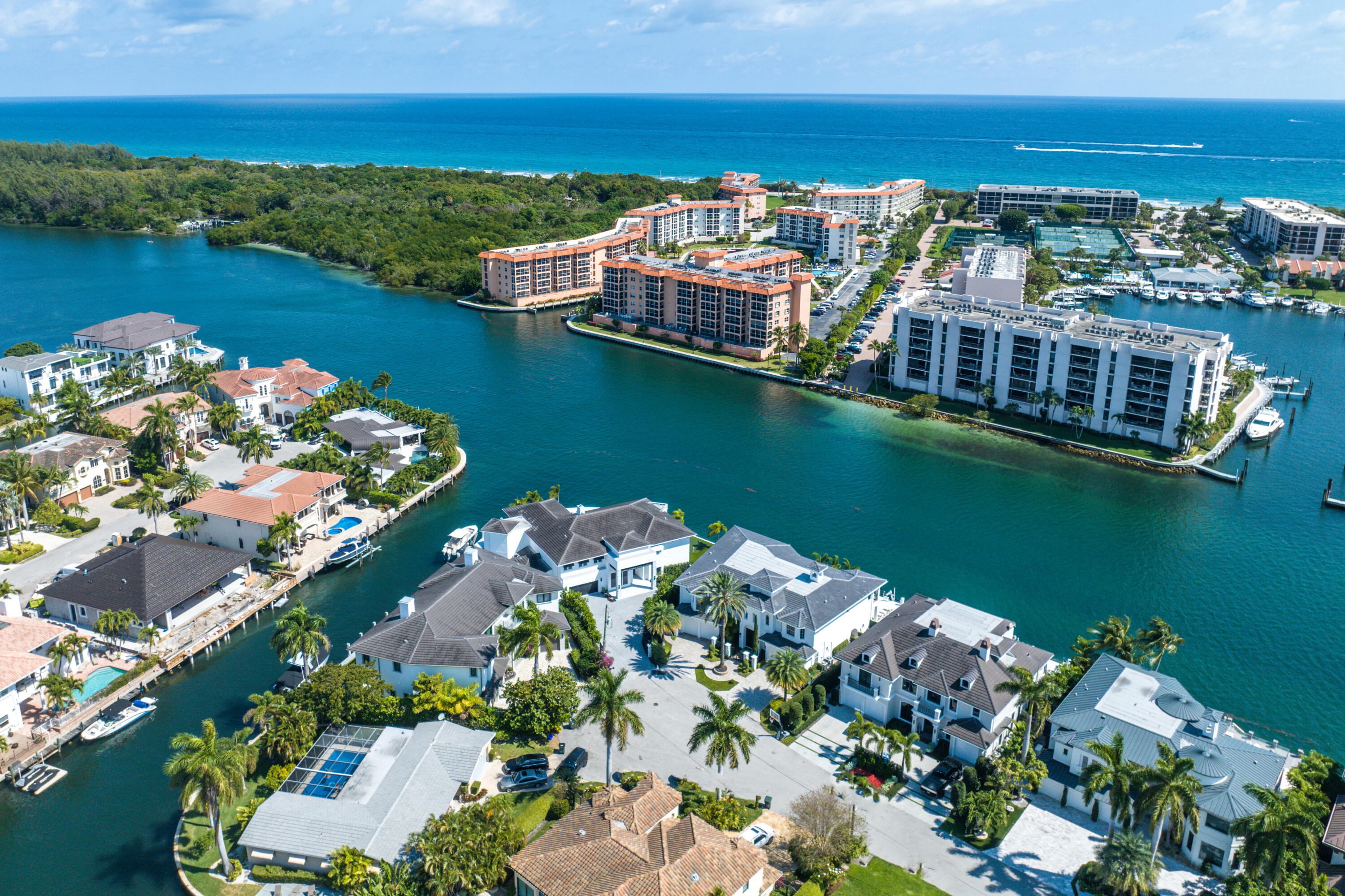 HARBOUR EAST - Residential