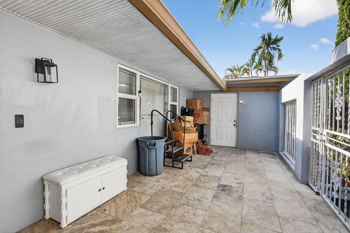 BOCA ISLANDS SEC 1 - Residential