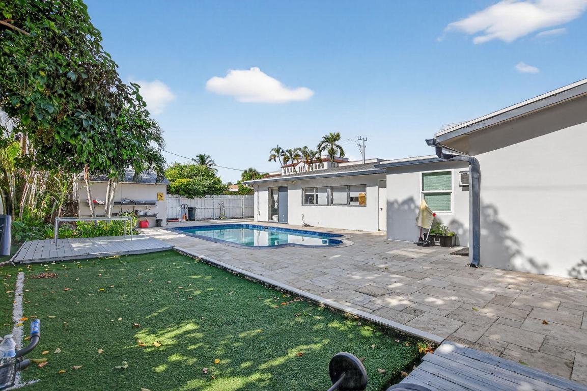 BOCA ISLANDS SEC 1 - Residential
