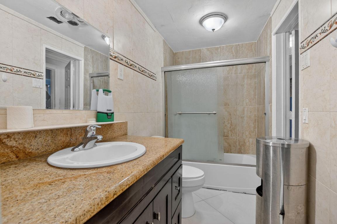 BOCA ISLANDS SEC 1 - Residential