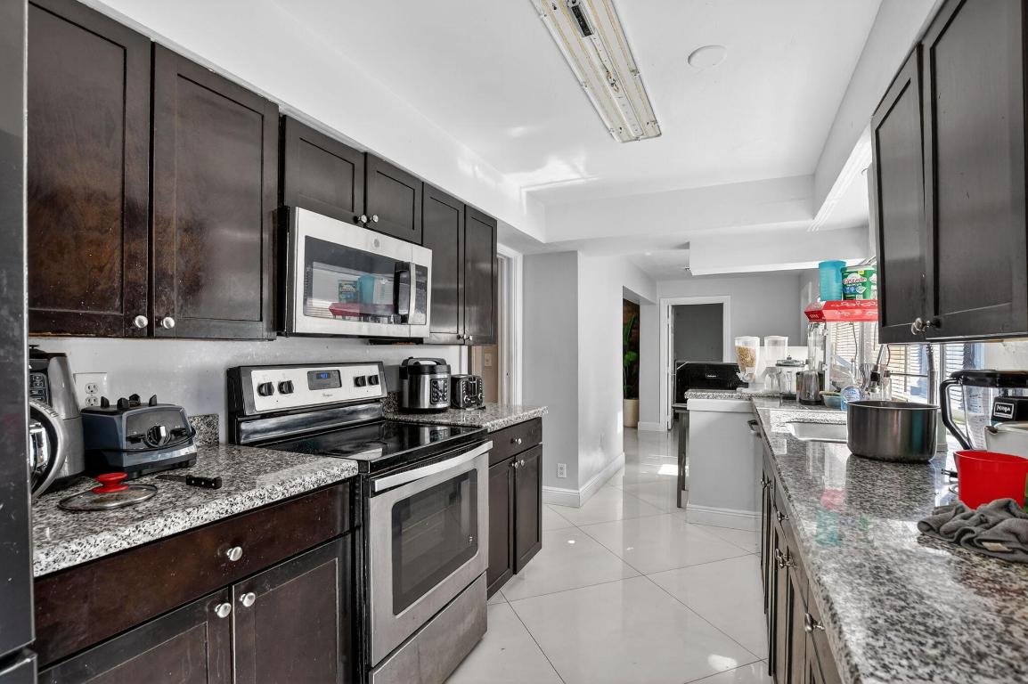BOCA ISLANDS SEC 1 - Residential
