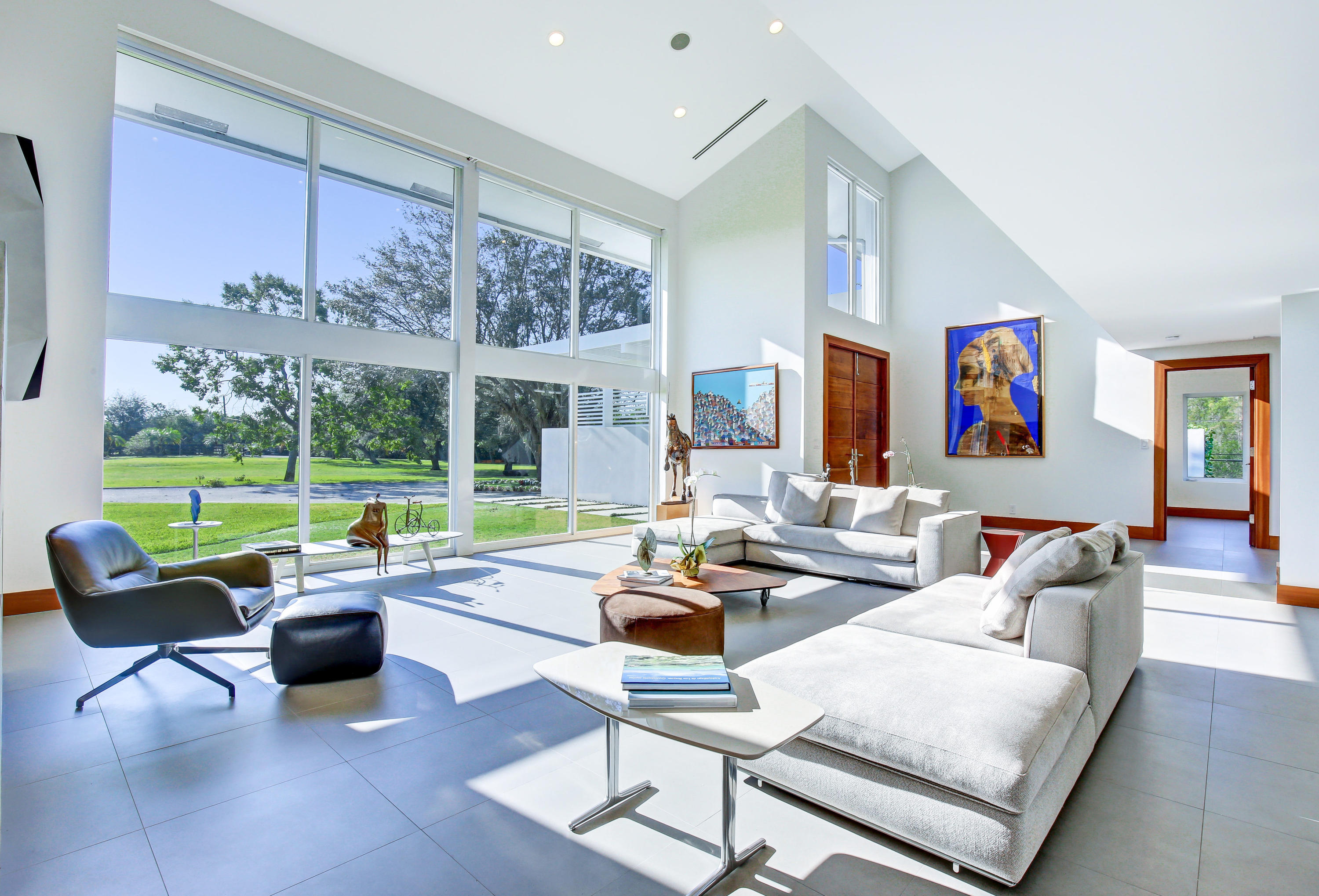 PALM BEACH POINT - Residential