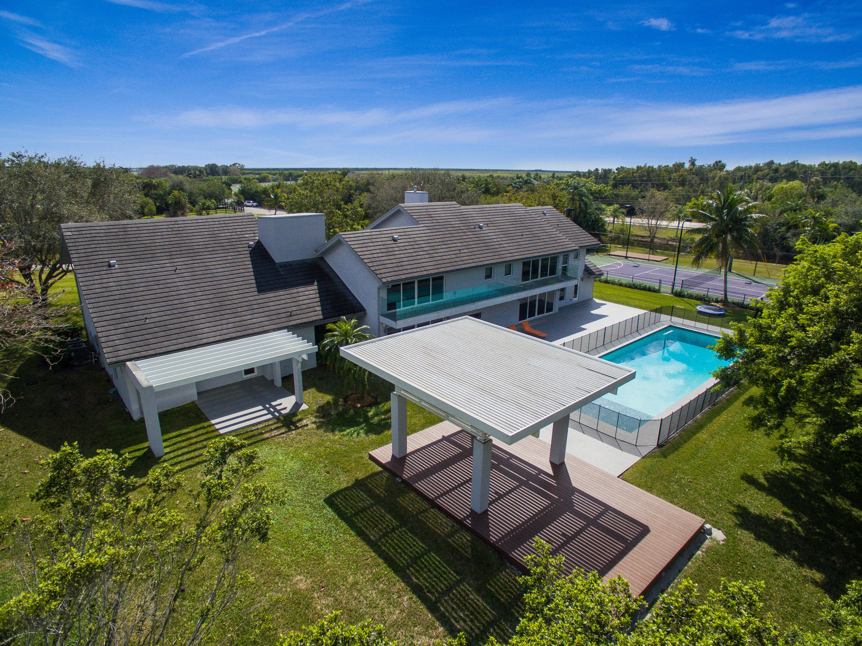 PALM BEACH POINT - Residential