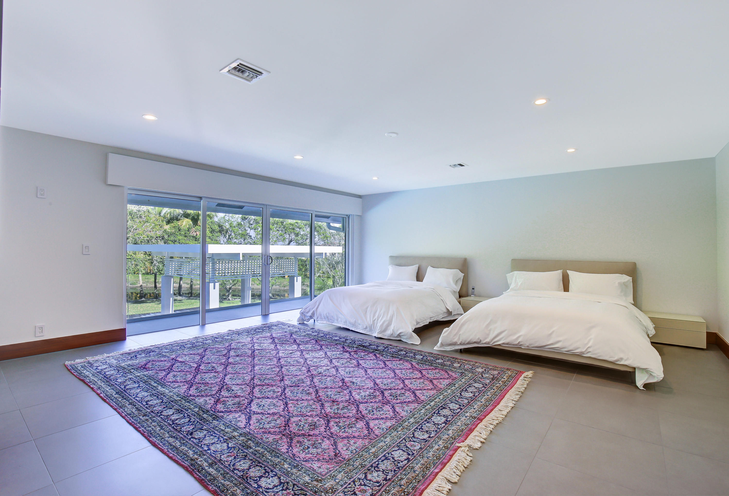 PALM BEACH POINT - Residential