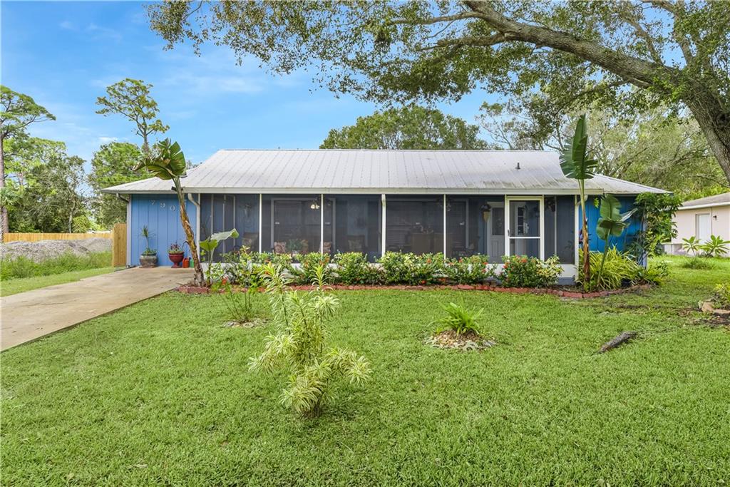 This 3 bedroom, 2 bath home makes a great family home. Water treatment system with osmosis. Extensive remodel in 2017 (including metal roof, AC, Well pump, etc.) No HOA, bring your boats, trailers, campers...