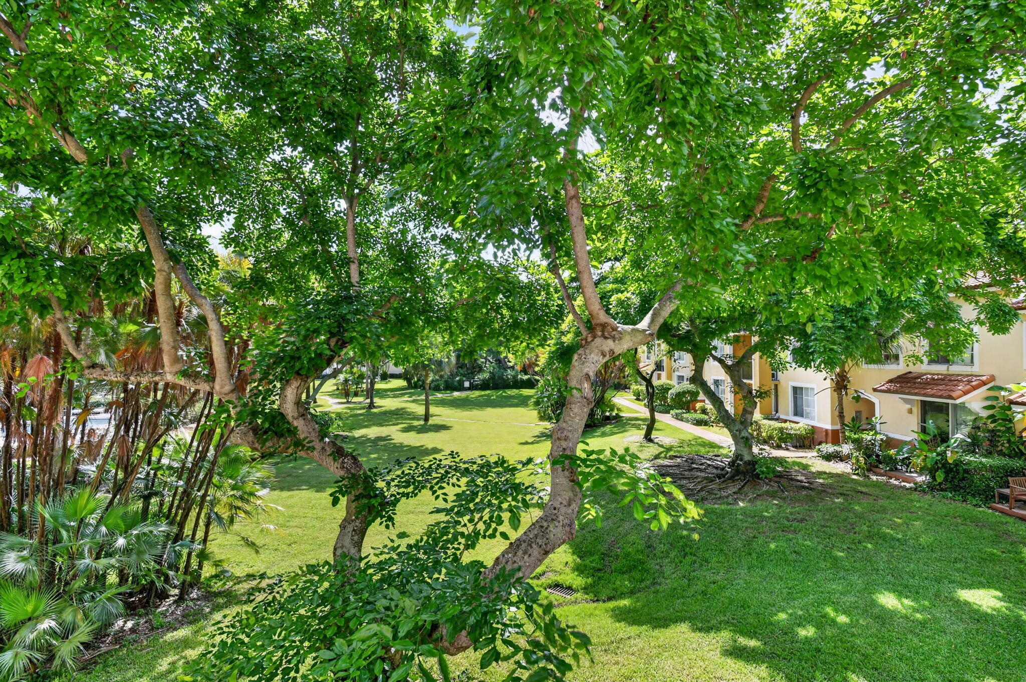 YACHT CLUB ON THE INTRACOASTAL CONDO - Residential Lease