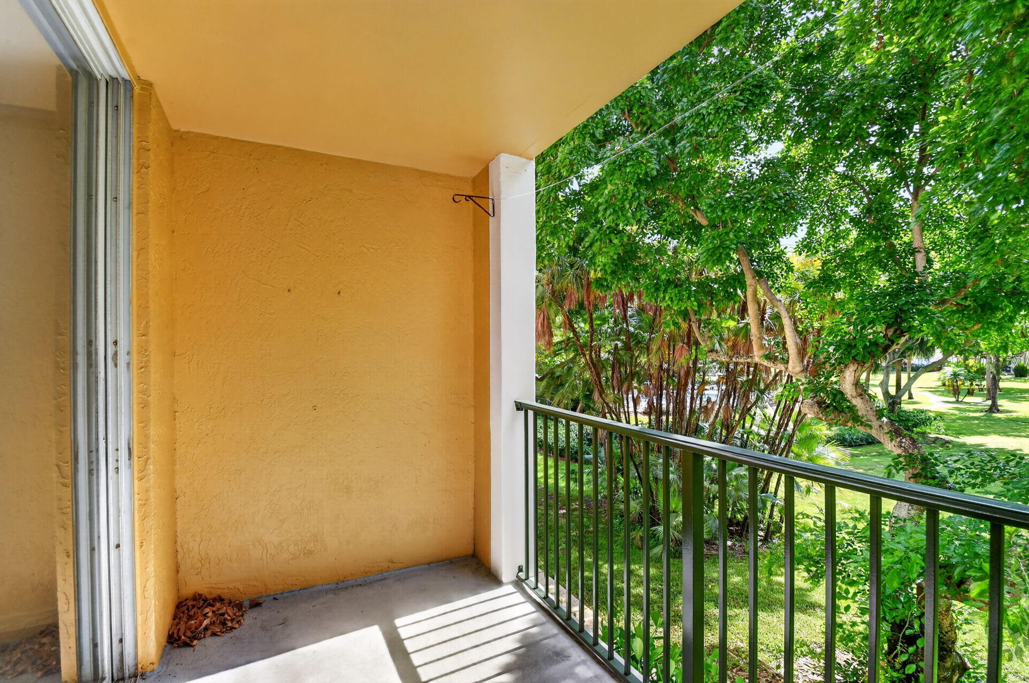 YACHT CLUB ON THE INTRACOASTAL CONDO - Residential Lease