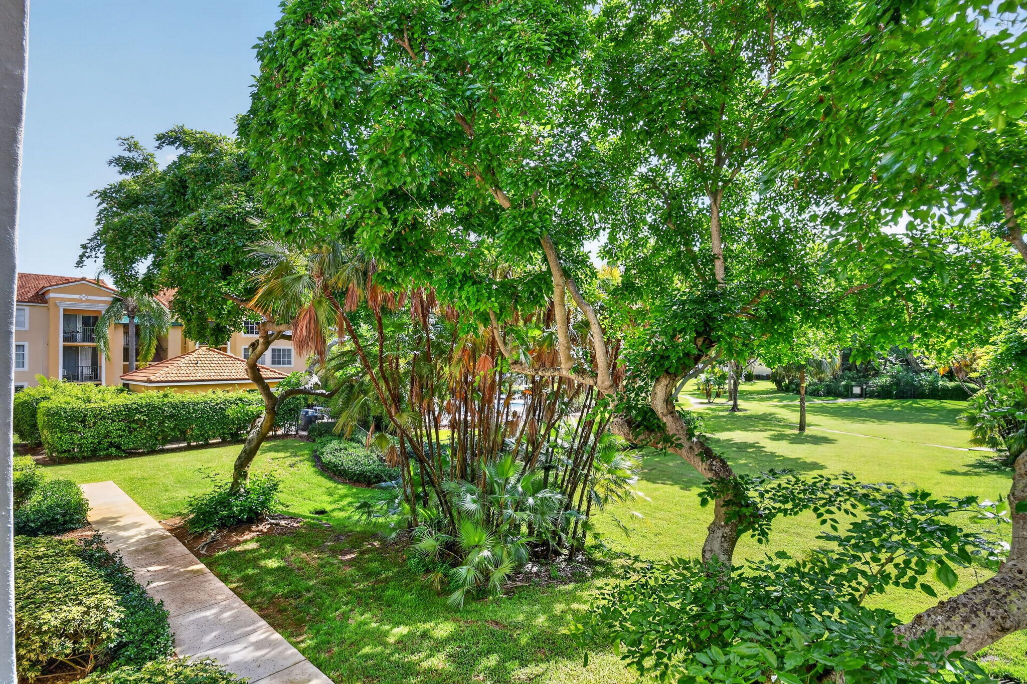 YACHT CLUB ON THE INTRACOASTAL CONDO - Residential Lease