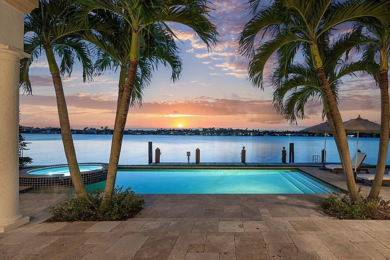 POINT MANALAPAN 2 - Residential