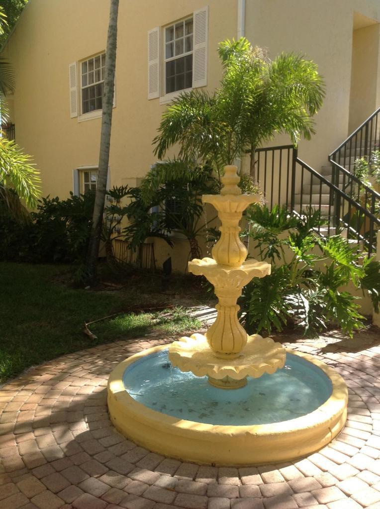 BAY REACH CONDO - Residential Lease