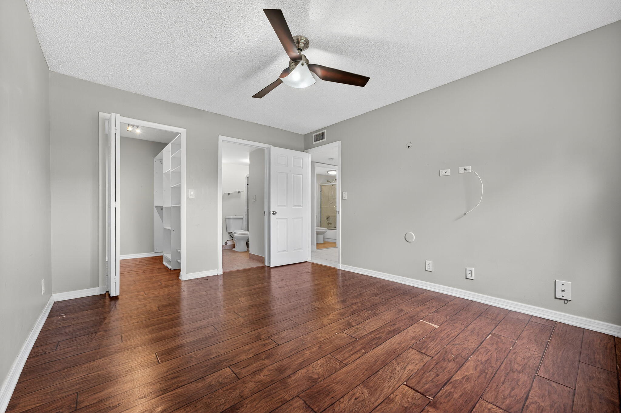 TAMARAC GARDENS CONDOMINIUM NO 9 - Residential