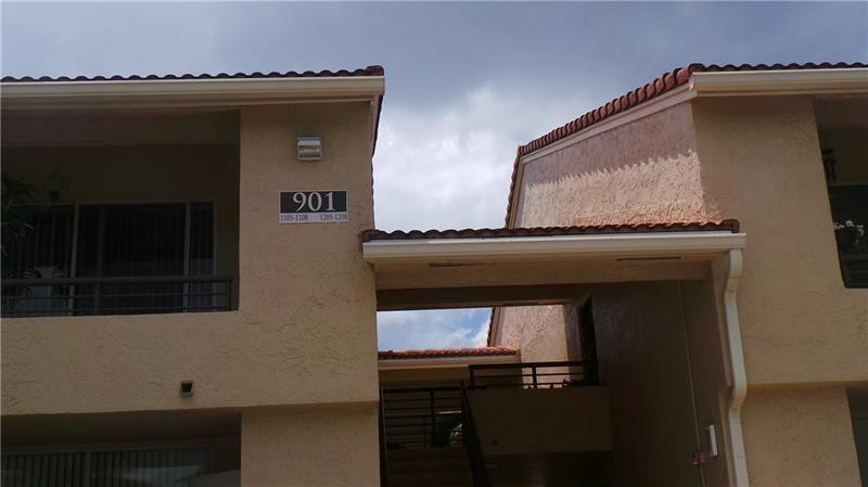 COCO PARC CONDO - Residential