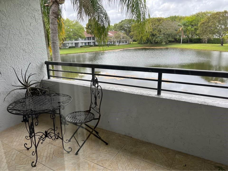 COCO PARC CONDO - Residential