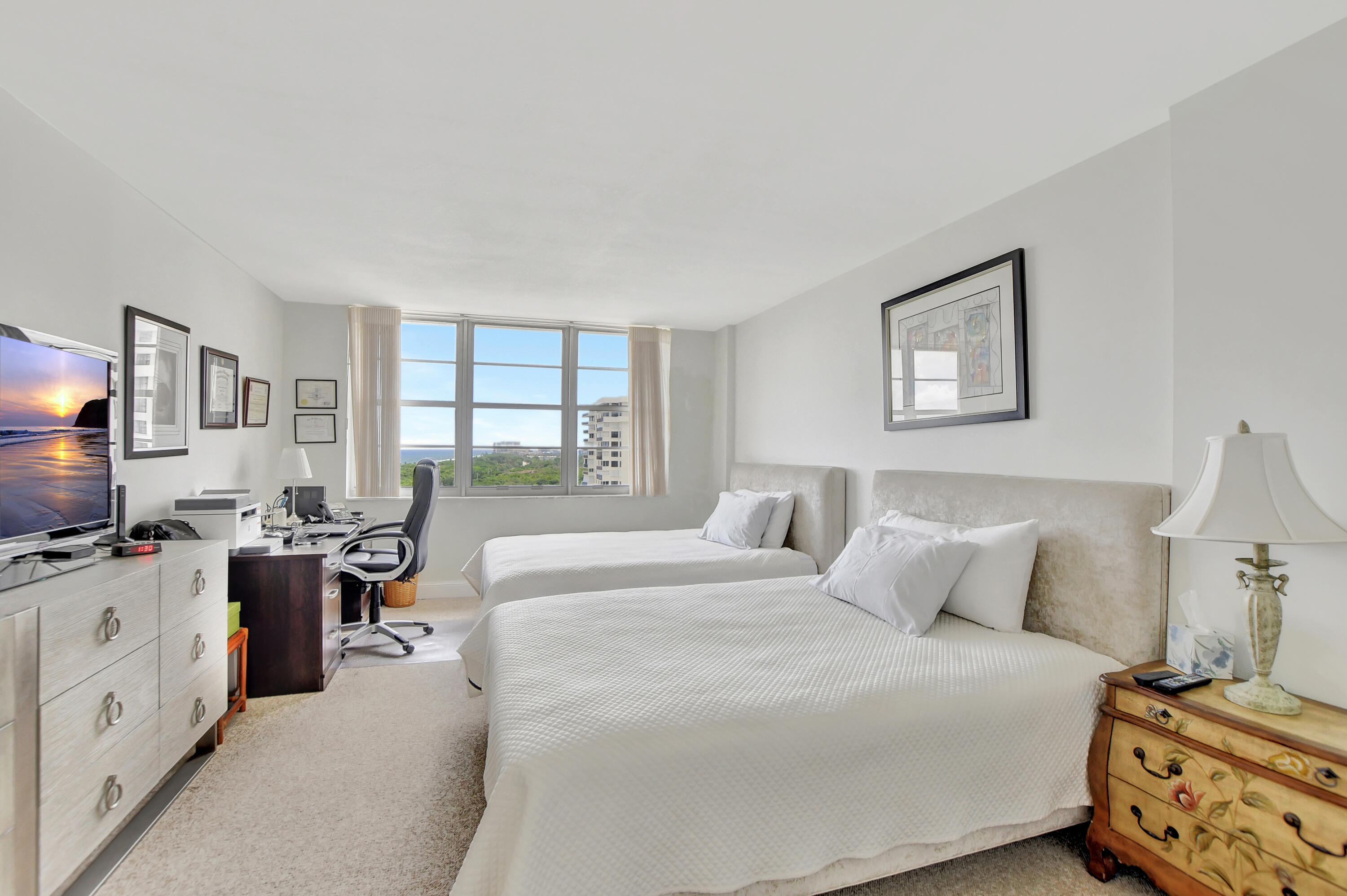 BOCA TOWERS CONDO PORTION - Residential Lease