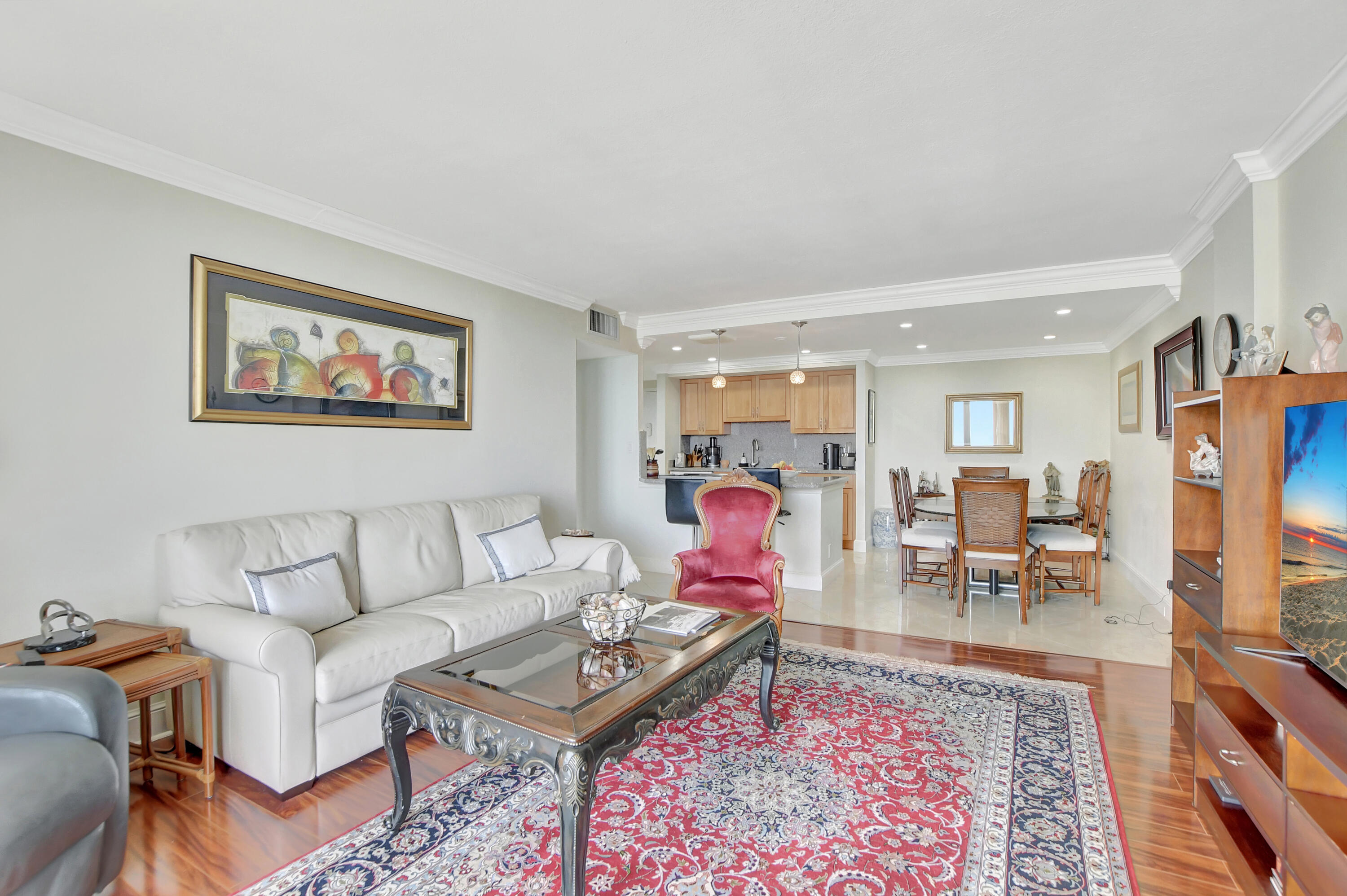 BOCA TOWERS CONDO PORTION - Residential Lease