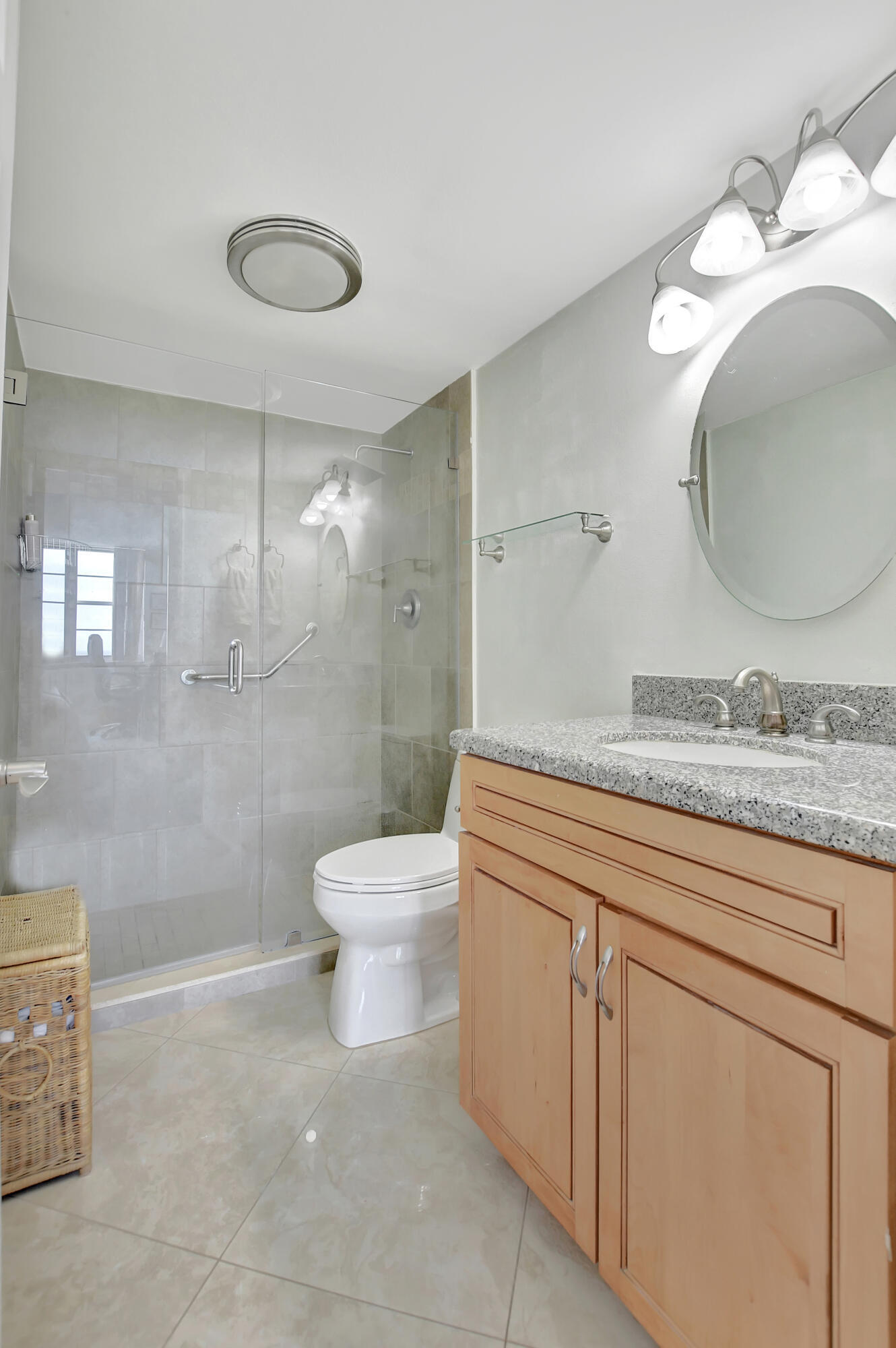 BOCA TOWERS CONDO PORTION - Residential Lease