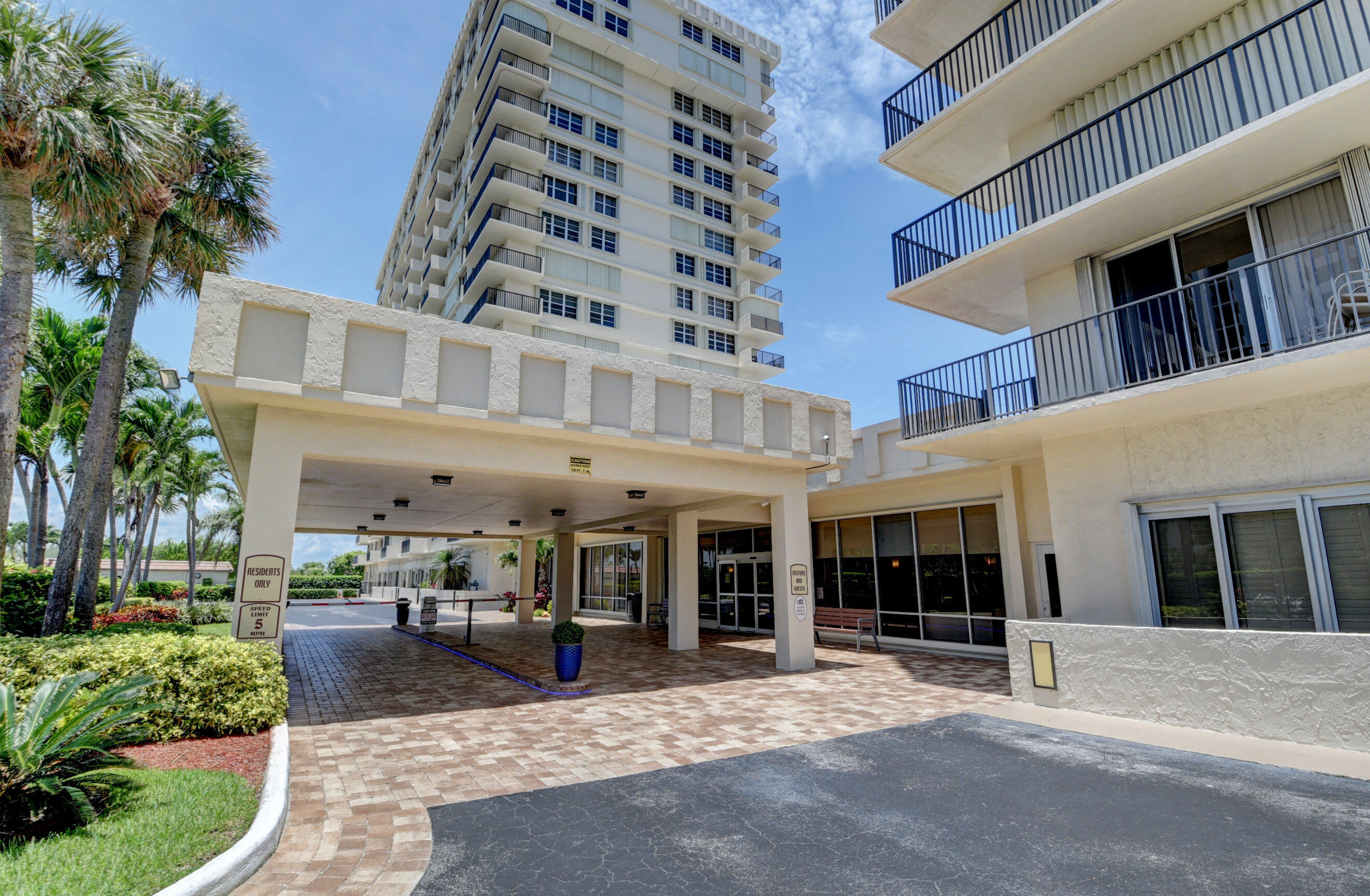 BOCA TOWERS CONDO PORTION - Residential Lease