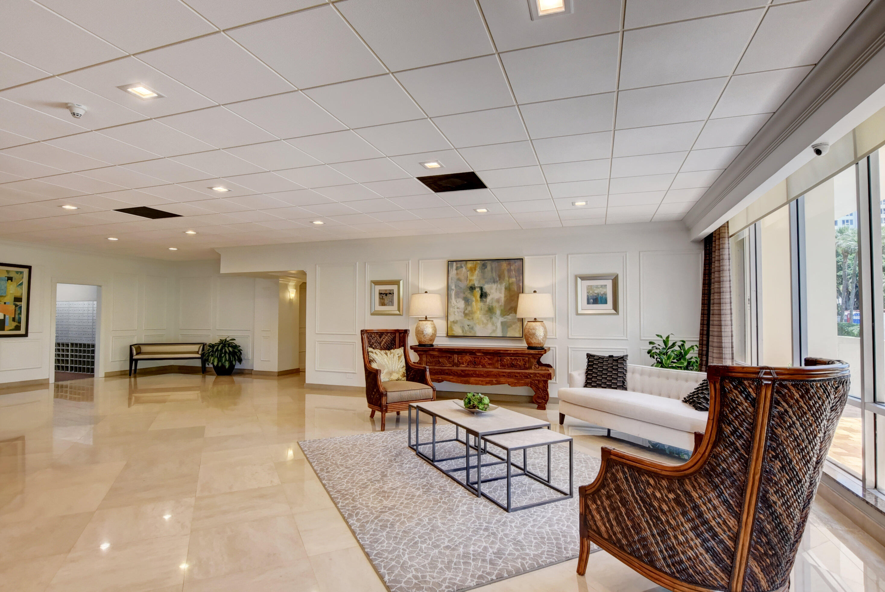 BOCA TOWERS CONDO PORTION - Residential Lease