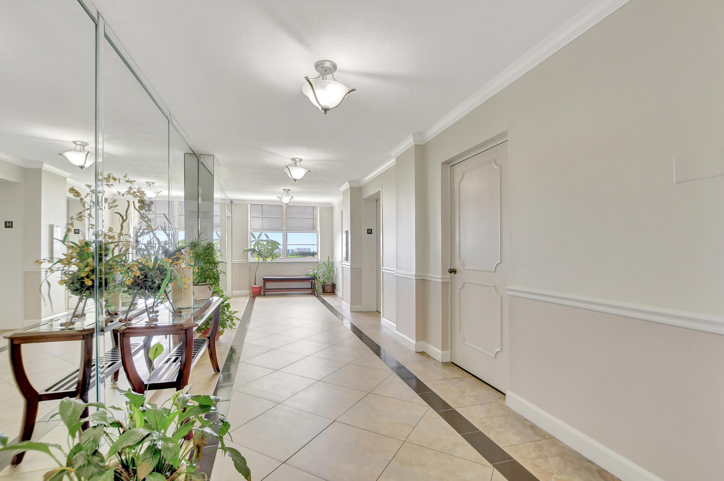 BOCA TOWERS CONDO PORTION - Residential Lease