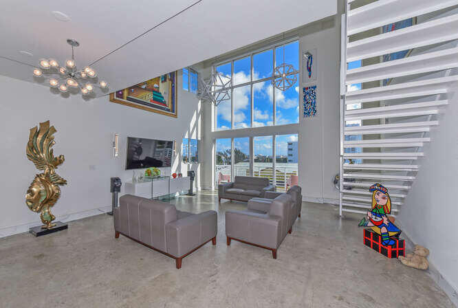 LAKE AVENUE LOFTS CONDO - Residential