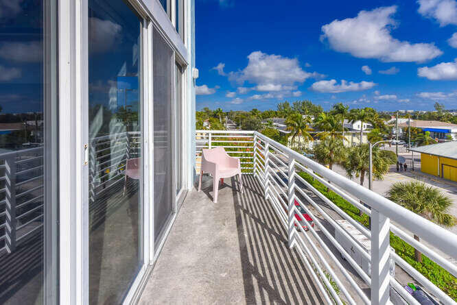 LAKE AVENUE LOFTS CONDO - Residential