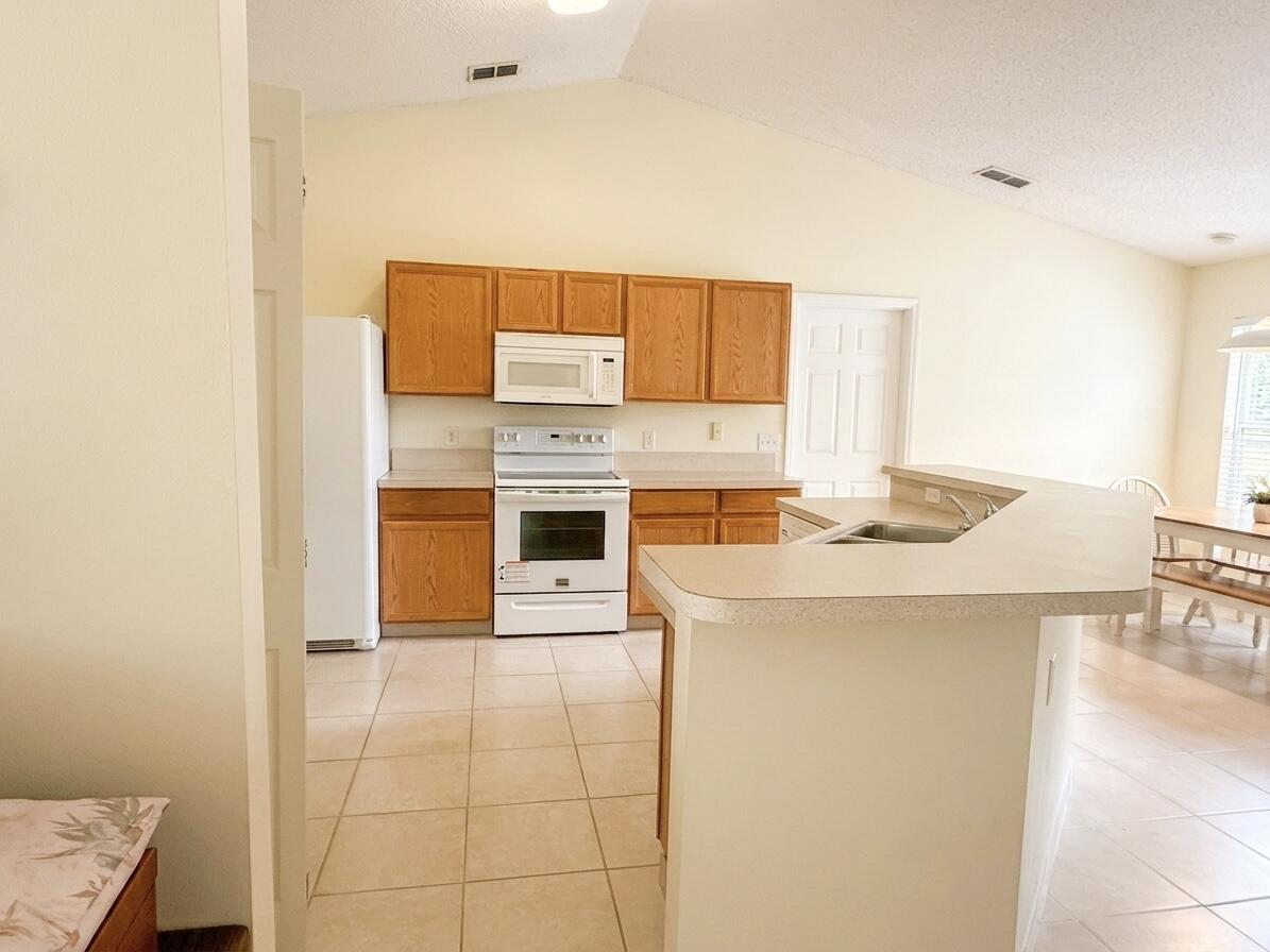 PORT ST LUCIE SECTION 9 - Residential
