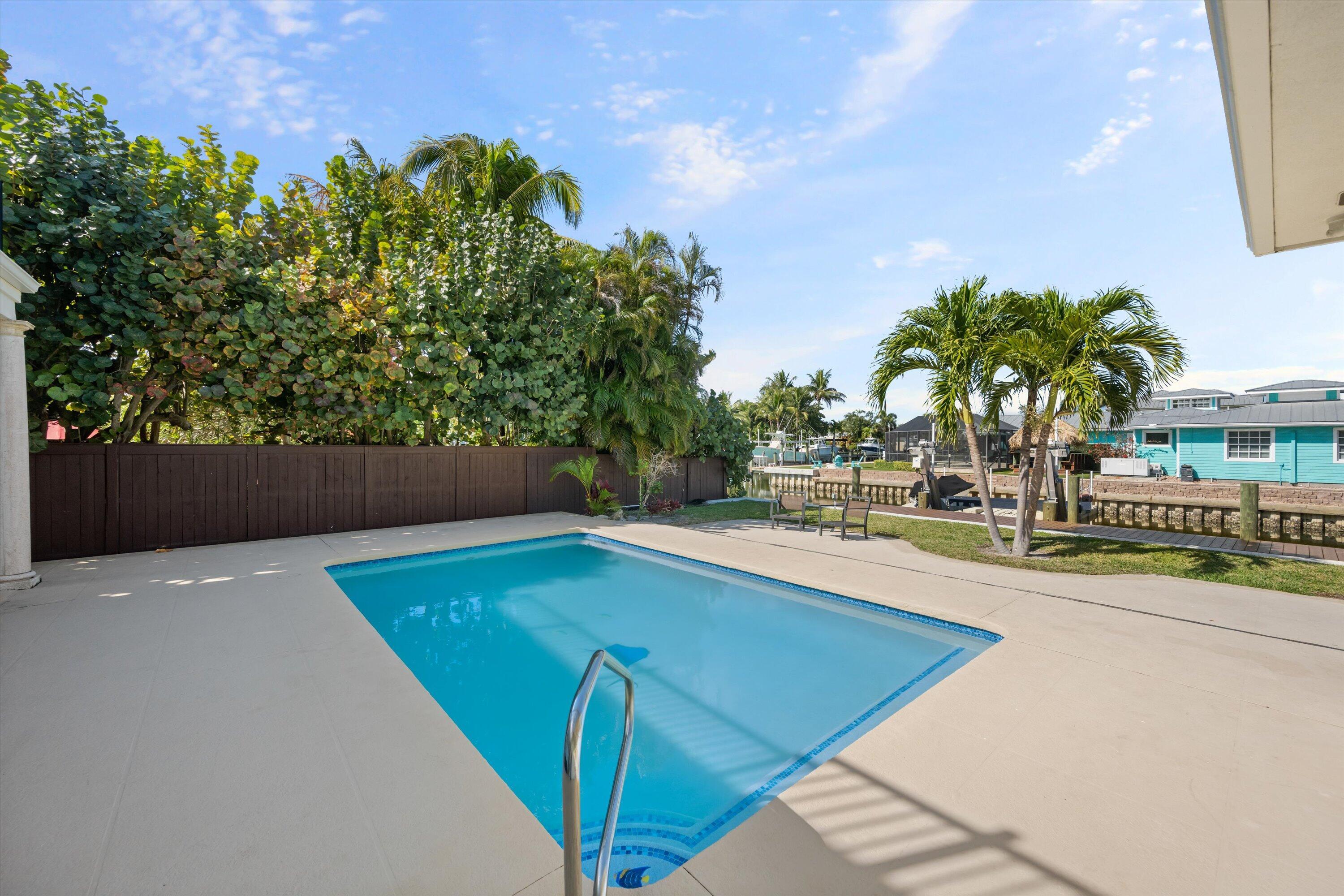 RIVERSIDE - Residential