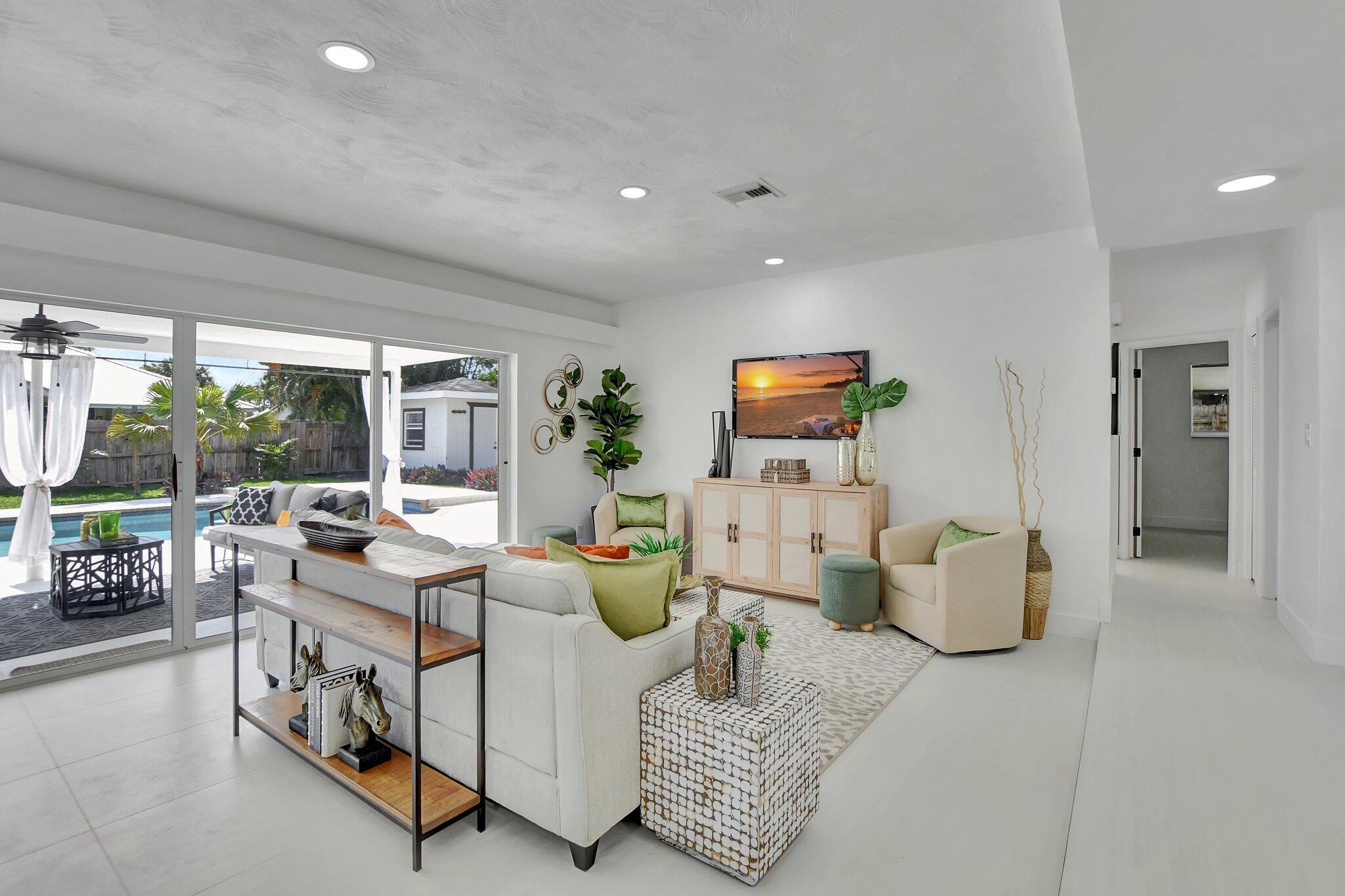 Boca Raton Square - Residential Lease