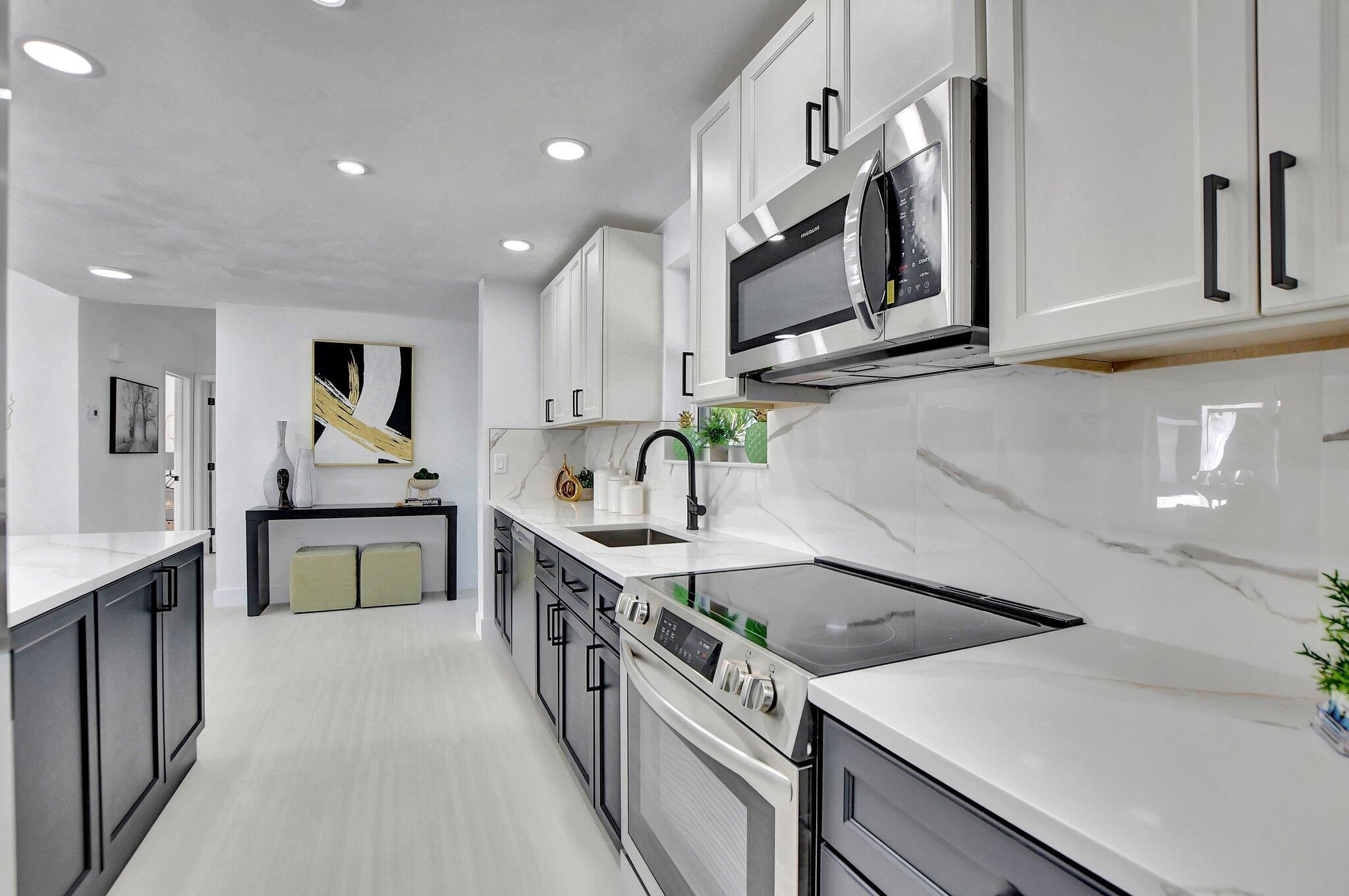 Boca Raton Square - Residential Lease