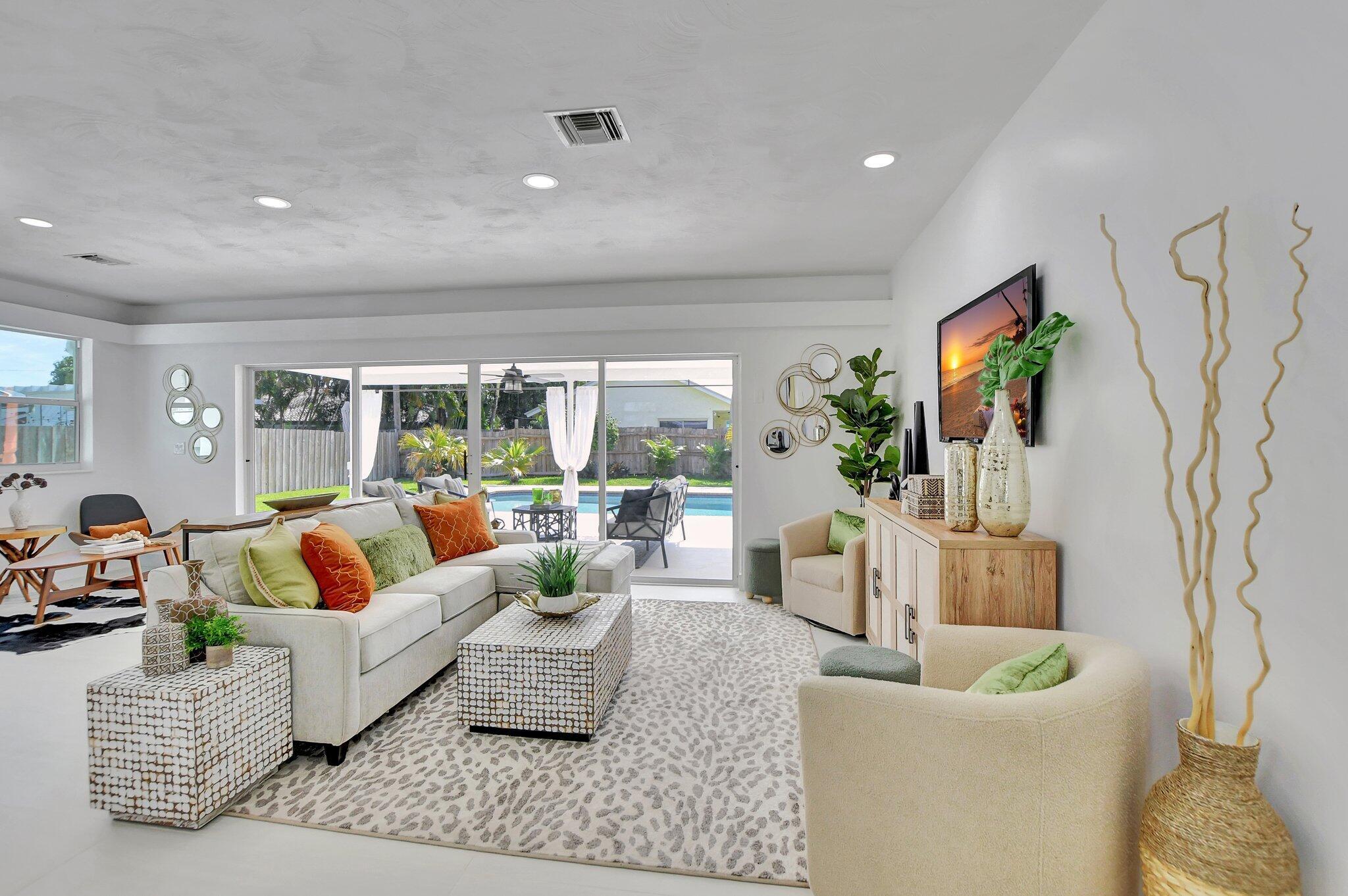 Boca Raton Square - Residential Lease