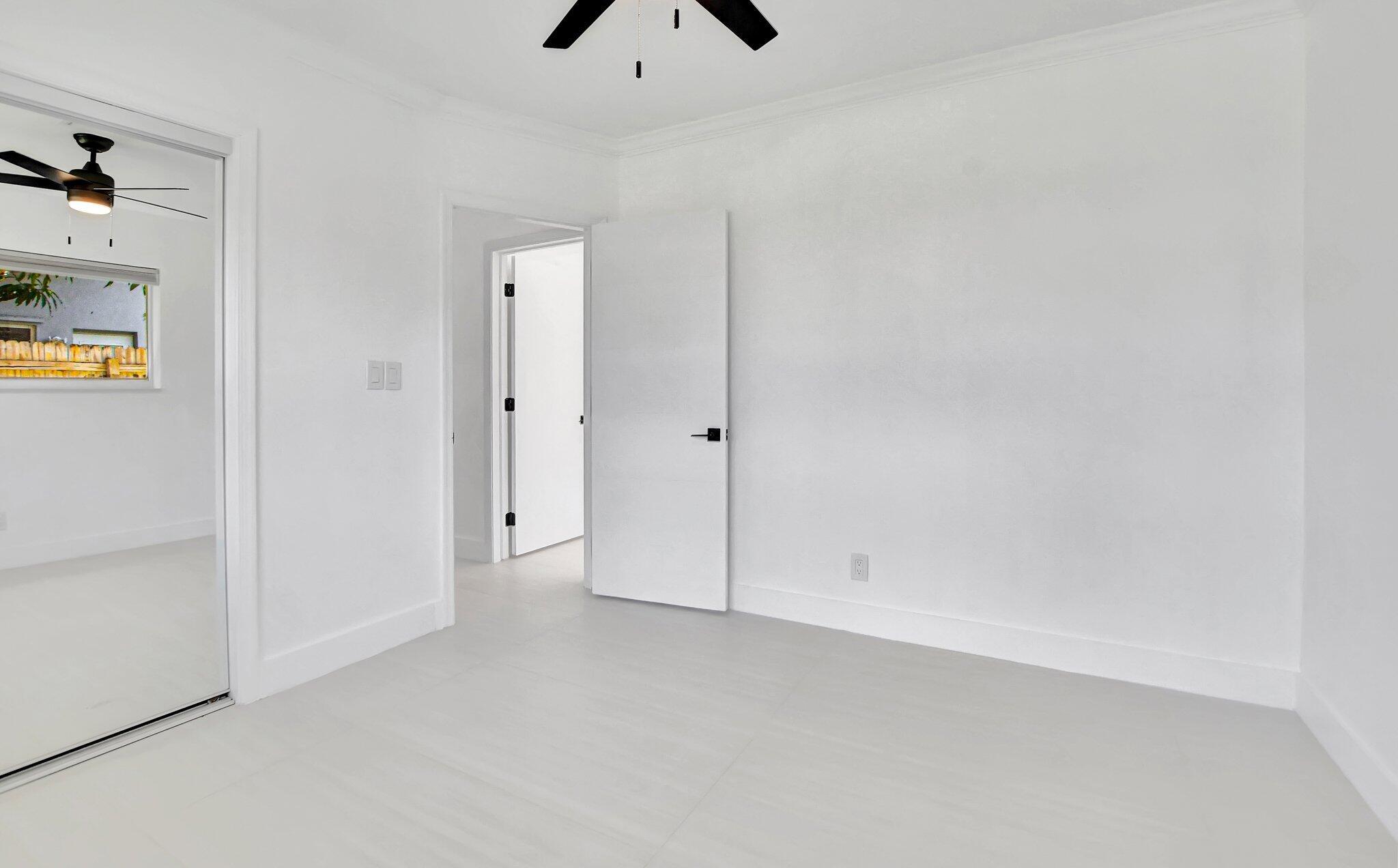 Boca Raton Square - Residential Lease