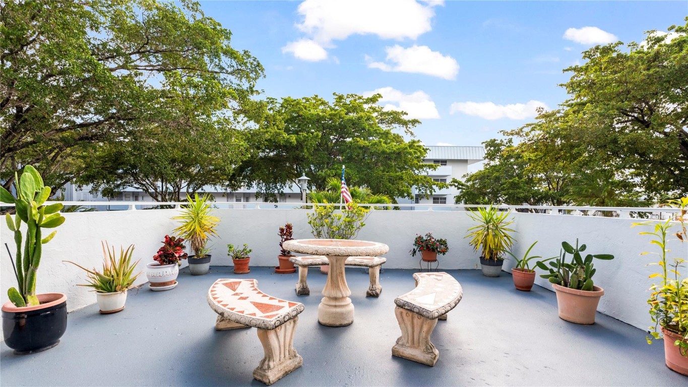 Eden Isles - Residential