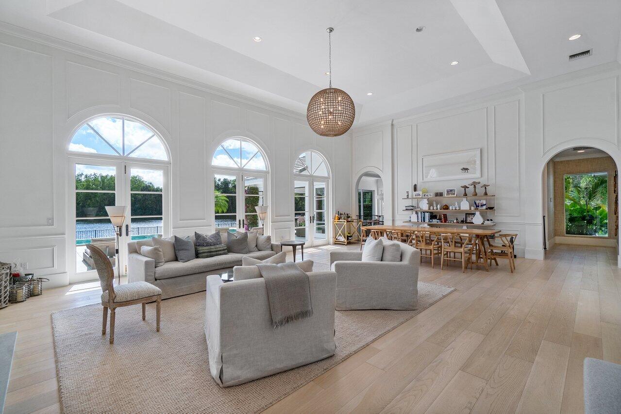 EQUESTRIAN CLUB ESTATES 1 - Residential