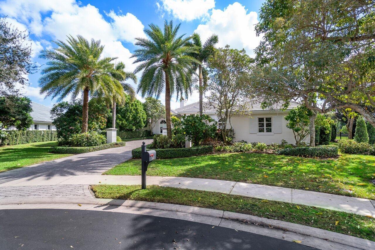 EQUESTRIAN CLUB ESTATES 1 - Residential